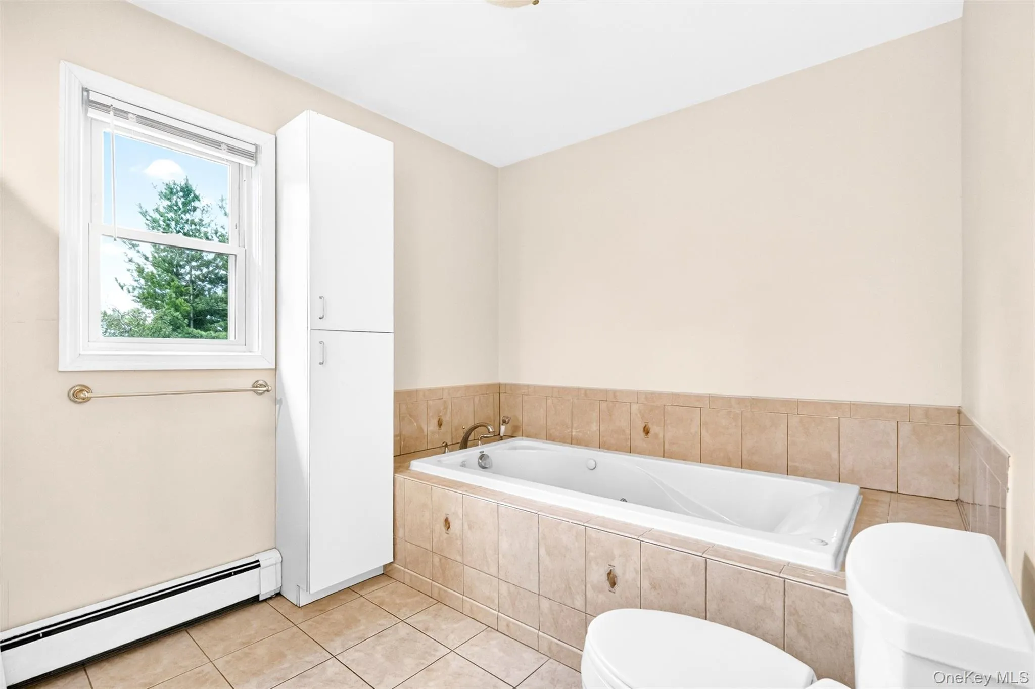 14 Bubenko Drive, Haverstraw, NY, 4 Bedrooms Bedrooms, 10 Rooms Rooms,2 BathroomsBathrooms,Residential,For Rent,Bubenko,0,1024750 14 Bubenko Drive, Haverstraw, NY, 4 Bedrooms Bedrooms, 10 Rooms Rooms,2 BathroomsBathrooms,Residential,For Rent,Bubenko,0,1024750