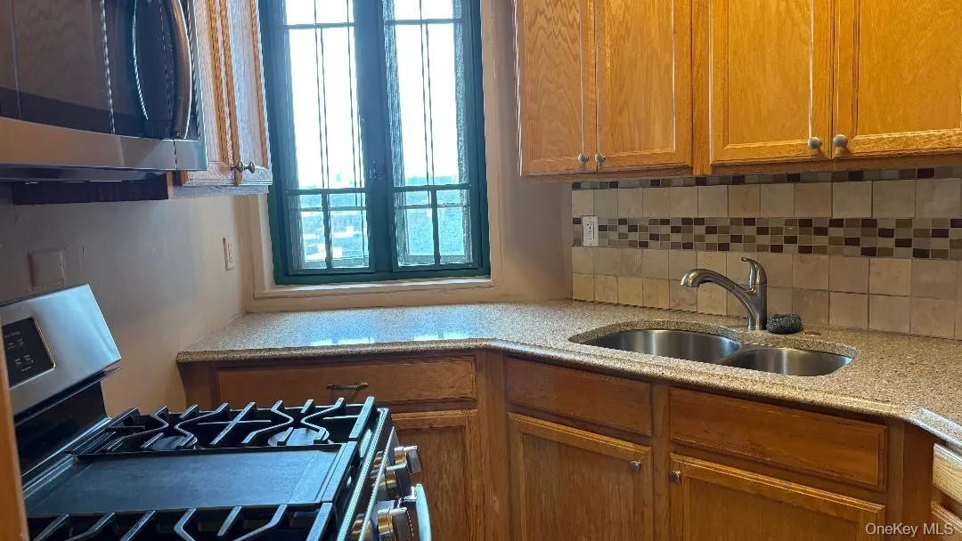 1969 Mc Graw Avenue, New York, NY, 2 Bedrooms Bedrooms, 3 Rooms Rooms,1 BathroomBathrooms,Residential,For Rent,Mc Graw,0,1024751 1969 Mc Graw Avenue, New York, NY, 2 Bedrooms Bedrooms, 3 Rooms Rooms,1 BathroomBathrooms,Residential,For Rent,Mc Graw,0,1024751