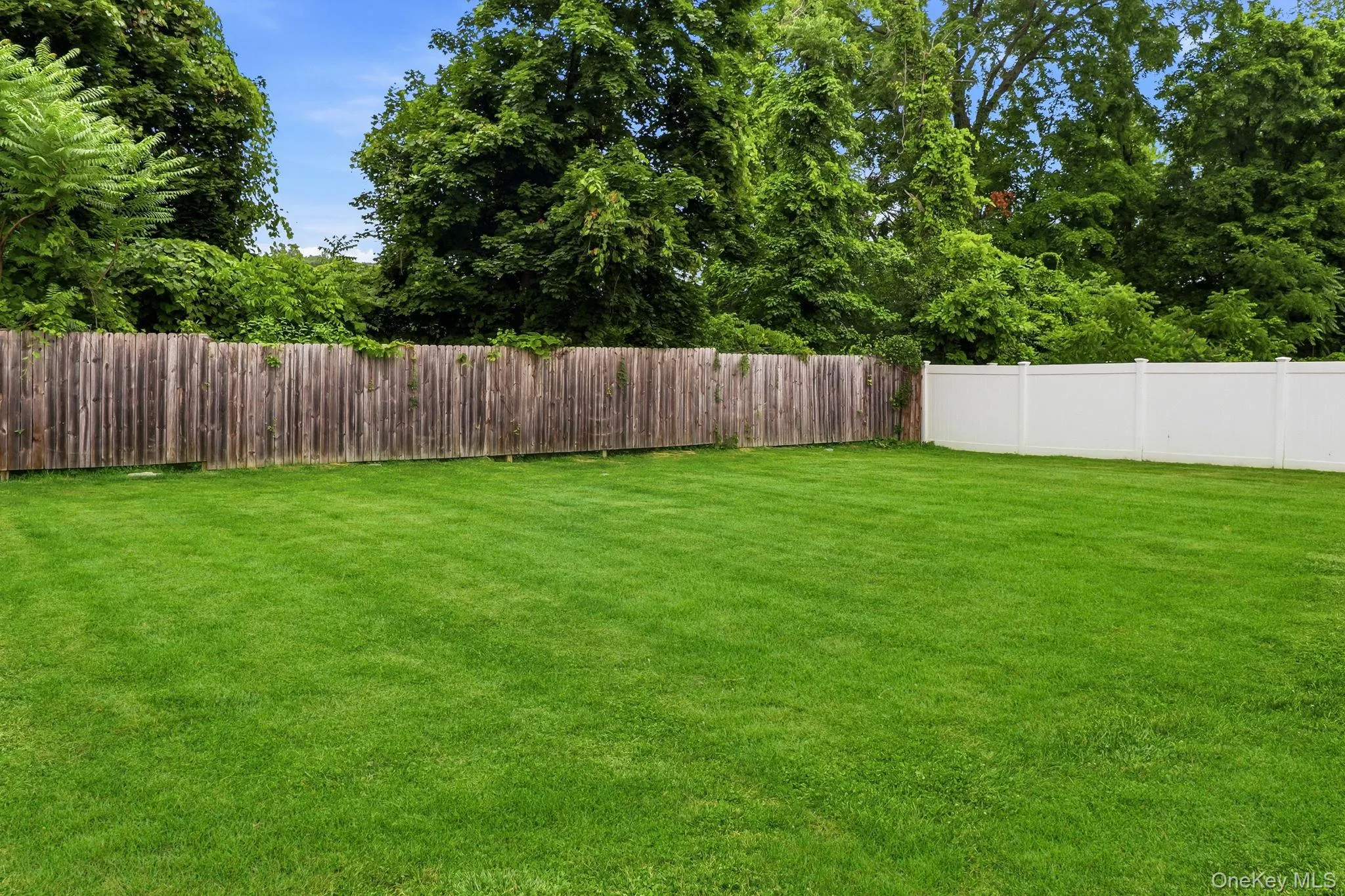 47 Riverview Drive, Fishkill, NY, 4 Bedrooms Bedrooms, 10 Rooms Rooms,2 BathroomsBathrooms,Residential,For Rent,Riverview,0,1024753 47 Riverview Drive, Fishkill, NY, 4 Bedrooms Bedrooms, 10 Rooms Rooms,2 BathroomsBathrooms,Residential,For Rent,Riverview,0,1024753