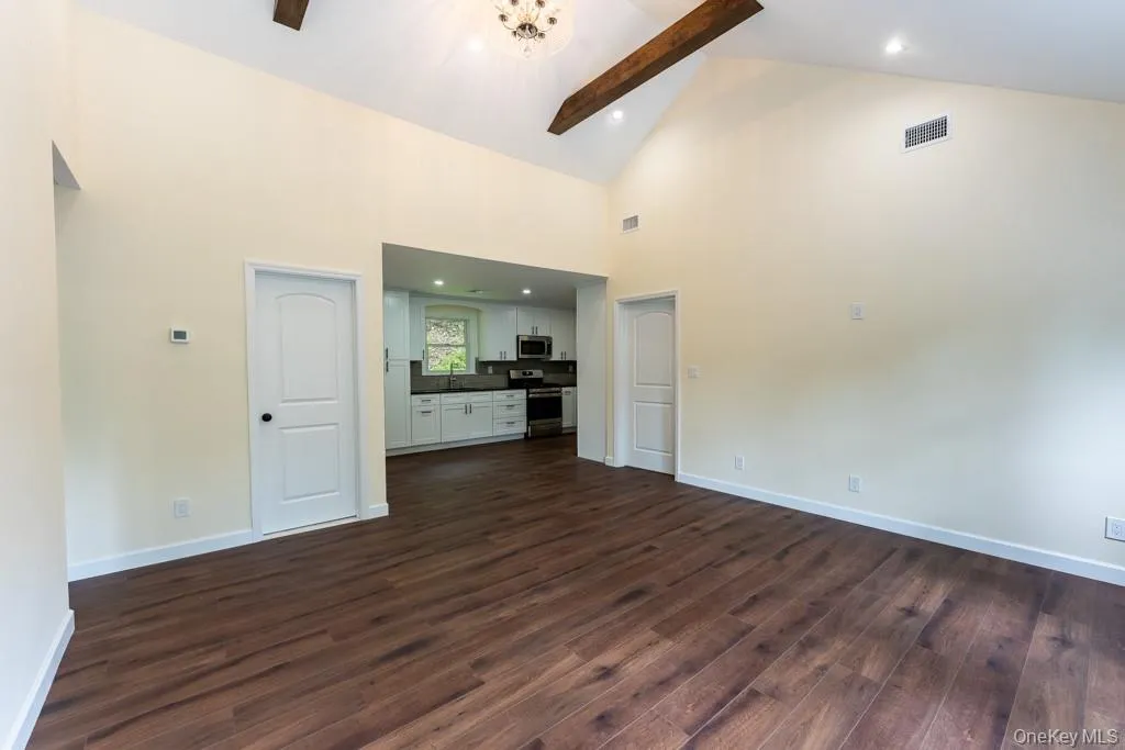 745 Peekskill Hollow Road, Putnam Valley, NY, 3 Bedrooms Bedrooms, 5 Rooms Rooms,2 BathroomsBathrooms,Residential Lease,For Rent,Peekskill Hollow,0,1024755 745 Peekskill Hollow Road, Putnam Valley, NY, 3 Bedrooms Bedrooms, 5 Rooms Rooms,2 BathroomsBathrooms,Residential Lease,For Rent,Peekskill Hollow,0,1024755