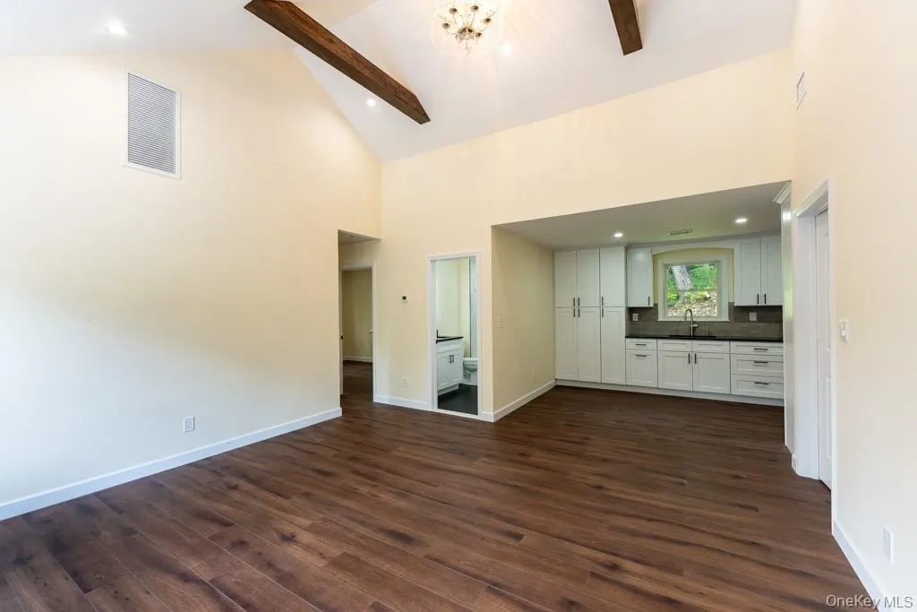 745 Peekskill Hollow Road, Putnam Valley, NY, 3 Bedrooms Bedrooms, 5 Rooms Rooms,2 BathroomsBathrooms,Residential Lease,For Rent,Peekskill Hollow,0,1024755 745 Peekskill Hollow Road, Putnam Valley, NY, 3 Bedrooms Bedrooms, 5 Rooms Rooms,2 BathroomsBathrooms,Residential Lease,For Rent,Peekskill Hollow,0,1024755