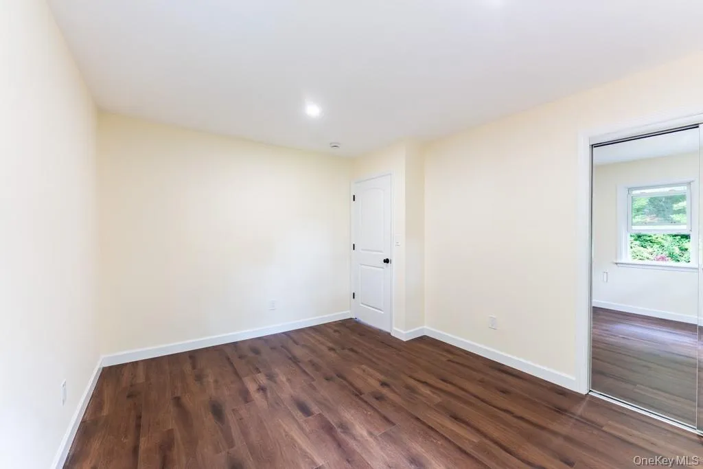745 Peekskill Hollow Road, Putnam Valley, NY, 3 Bedrooms Bedrooms, 5 Rooms Rooms,2 BathroomsBathrooms,Residential Lease,For Rent,Peekskill Hollow,0,1024755 745 Peekskill Hollow Road, Putnam Valley, NY, 3 Bedrooms Bedrooms, 5 Rooms Rooms,2 BathroomsBathrooms,Residential Lease,For Rent,Peekskill Hollow,0,1024755