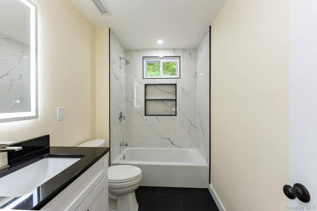 745 Peekskill Hollow Road, Putnam Valley, NY, 3 Bedrooms Bedrooms, 5 Rooms Rooms,2 BathroomsBathrooms,Residential Lease,For Rent,Peekskill Hollow,0,1024755 745 Peekskill Hollow Road, Putnam Valley, NY, 3 Bedrooms Bedrooms, 5 Rooms Rooms,2 BathroomsBathrooms,Residential Lease,For Rent,Peekskill Hollow,0,1024755
