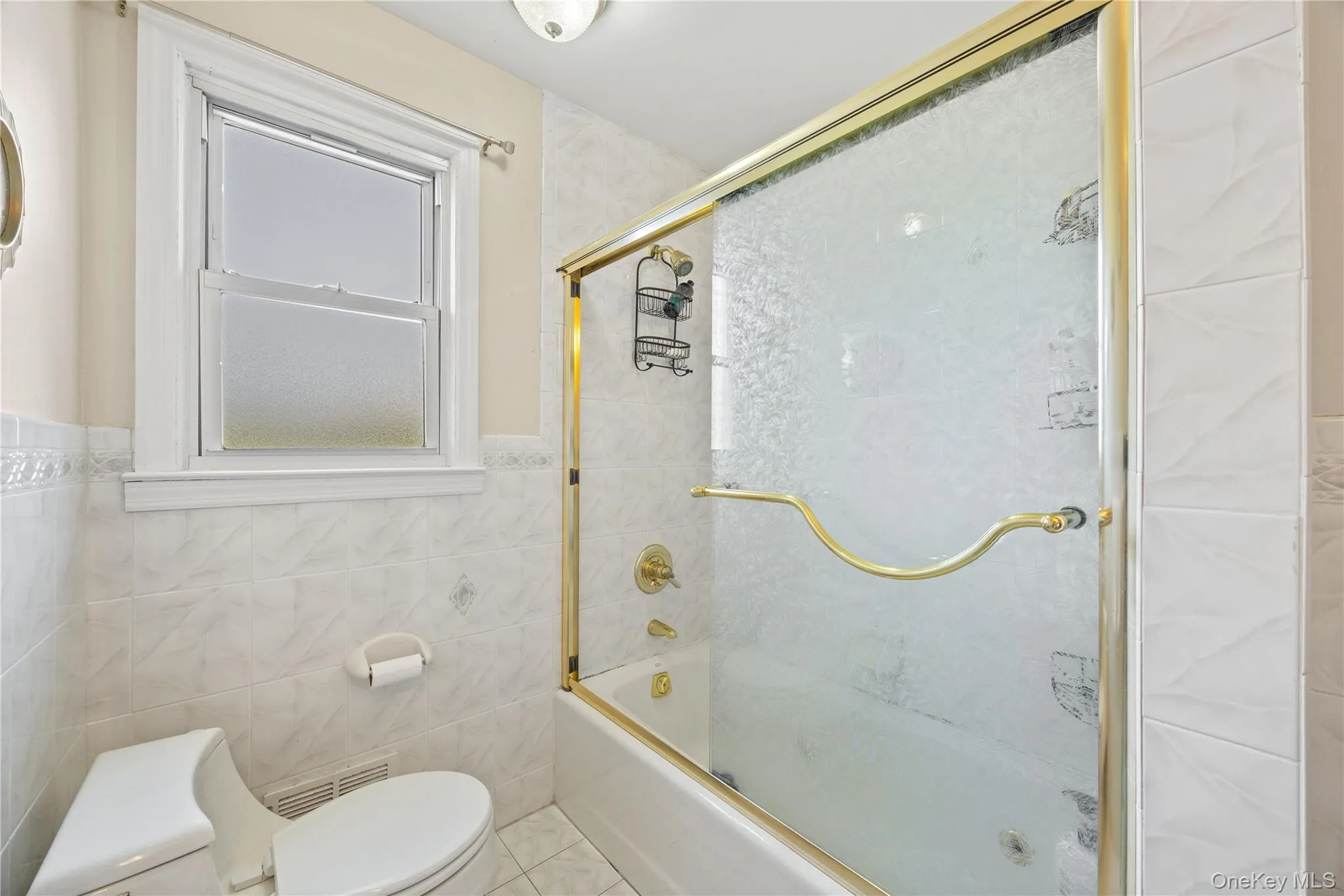 81 Avondale Road, Yonkers, NY, 4 Bedrooms Bedrooms, 11 Rooms Rooms,3 BathroomsBathrooms,Residential,For Rent,Avondale,0,1024756 81 Avondale Road, Yonkers, NY, 4 Bedrooms Bedrooms, 11 Rooms Rooms,3 BathroomsBathrooms,Residential,For Rent,Avondale,0,1024756
