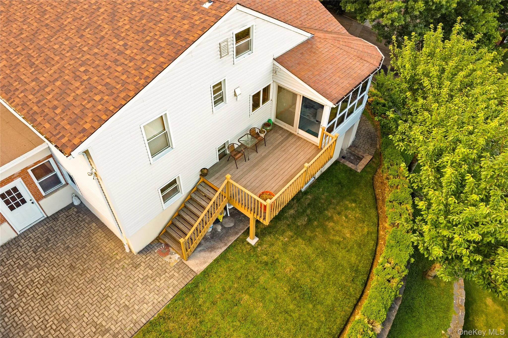 81 Avondale Road, Yonkers, NY, 4 Bedrooms Bedrooms, 11 Rooms Rooms,3 BathroomsBathrooms,Residential,For Rent,Avondale,0,1024756 81 Avondale Road, Yonkers, NY, 4 Bedrooms Bedrooms, 11 Rooms Rooms,3 BathroomsBathrooms,Residential,For Rent,Avondale,0,1024756