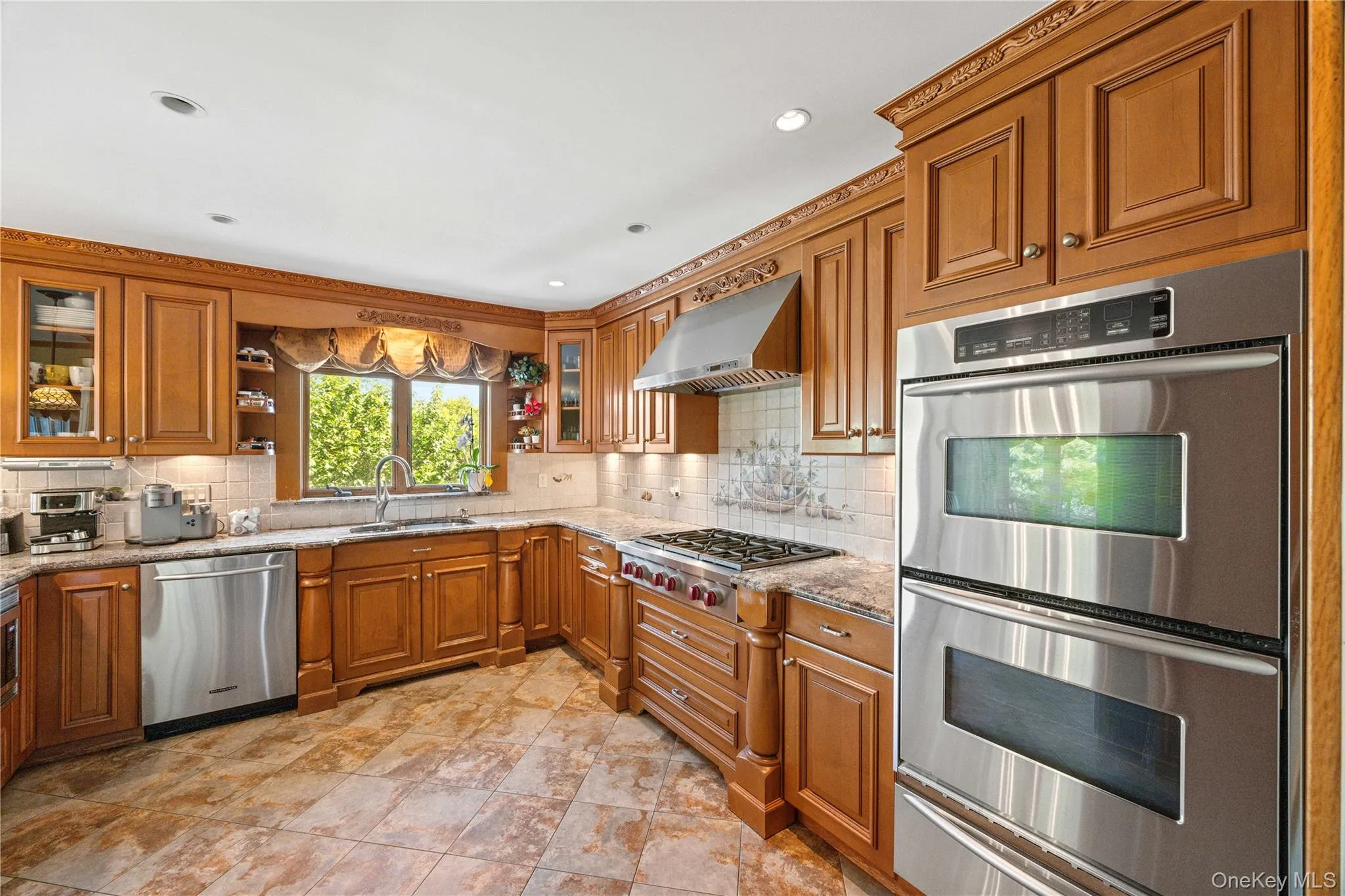 81 Avondale Road, Yonkers, NY, 4 Bedrooms Bedrooms, 11 Rooms Rooms,3 BathroomsBathrooms,Residential,For Rent,Avondale,0,1024756 81 Avondale Road, Yonkers, NY, 4 Bedrooms Bedrooms, 11 Rooms Rooms,3 BathroomsBathrooms,Residential,For Rent,Avondale,0,1024756
