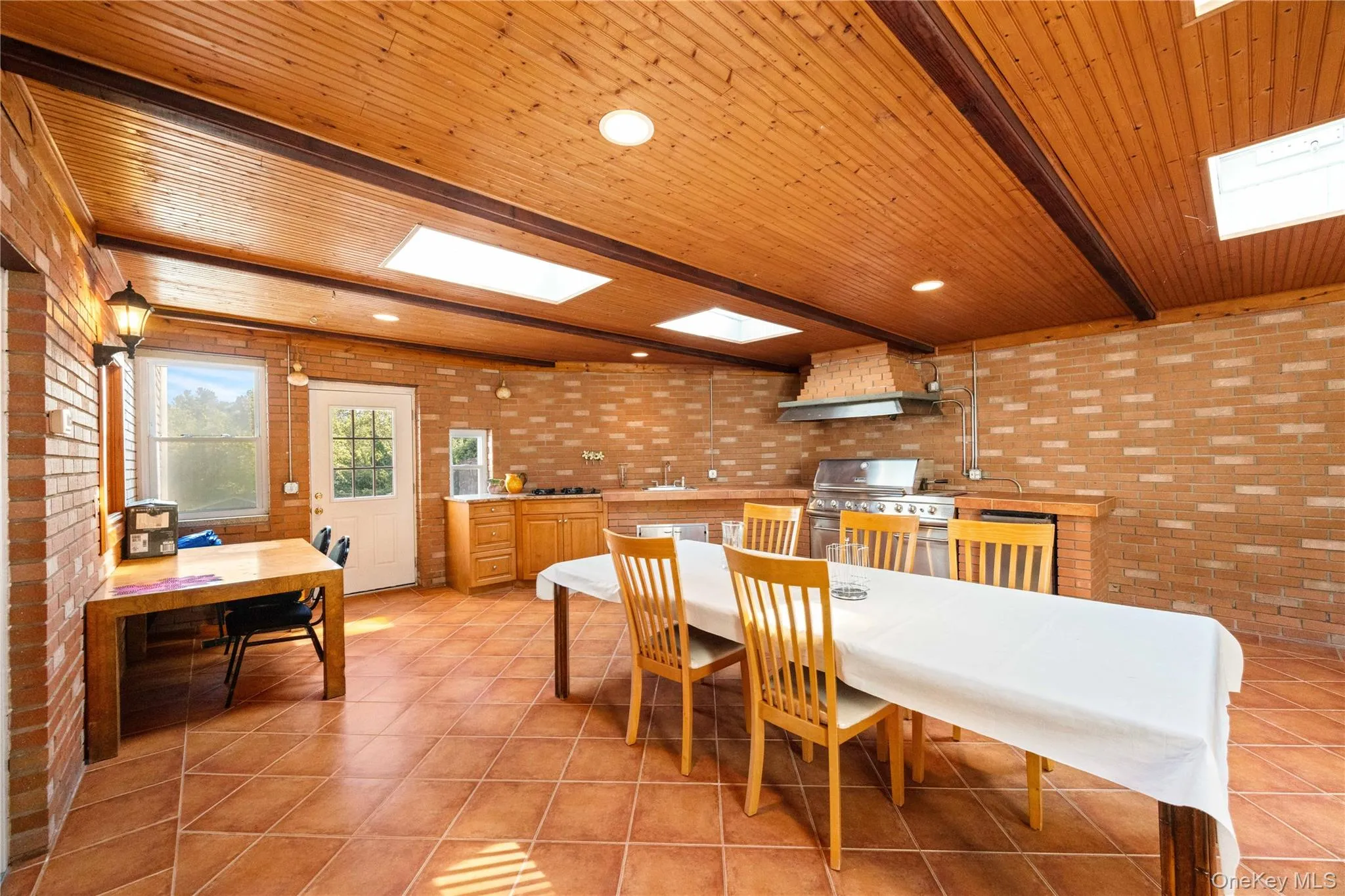 81 Avondale Road, Yonkers, NY, 4 Bedrooms Bedrooms, 11 Rooms Rooms,3 BathroomsBathrooms,Residential,For Rent,Avondale,0,1024756 81 Avondale Road, Yonkers, NY, 4 Bedrooms Bedrooms, 11 Rooms Rooms,3 BathroomsBathrooms,Residential,For Rent,Avondale,0,1024756