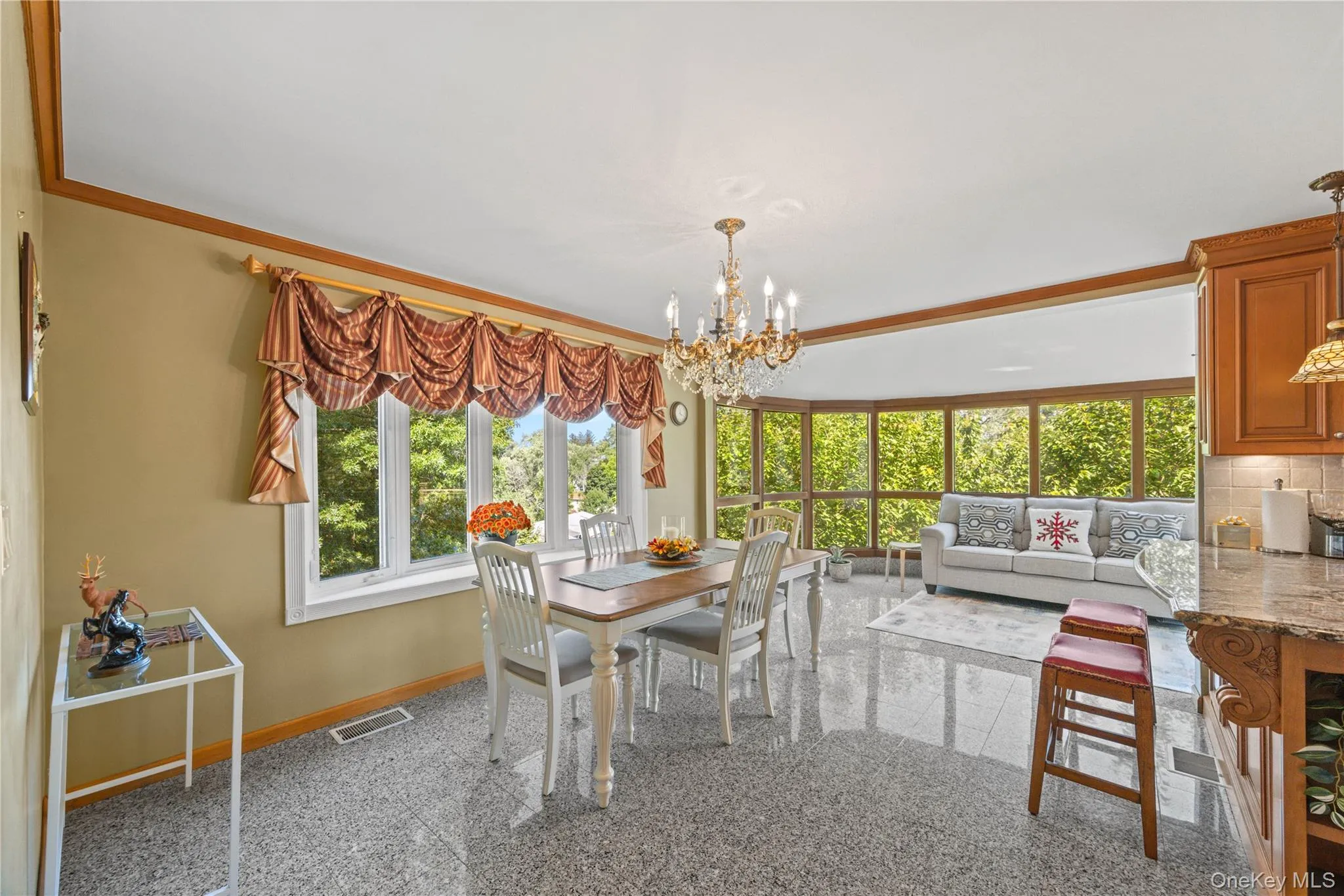 81 Avondale Road, Yonkers, NY, 4 Bedrooms Bedrooms, 11 Rooms Rooms,3 BathroomsBathrooms,Residential,For Rent,Avondale,0,1024756 81 Avondale Road, Yonkers, NY, 4 Bedrooms Bedrooms, 11 Rooms Rooms,3 BathroomsBathrooms,Residential,For Rent,Avondale,0,1024756