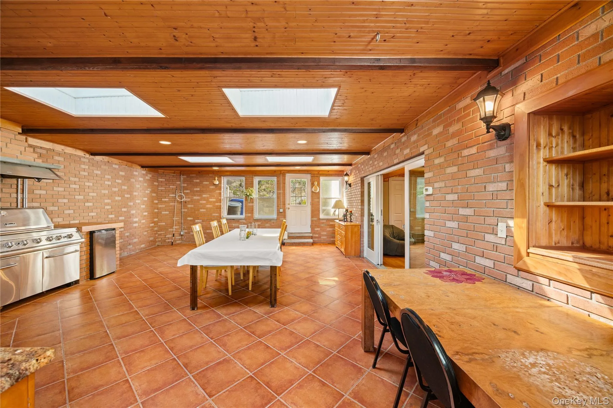 81 Avondale Road, Yonkers, NY, 4 Bedrooms Bedrooms, 11 Rooms Rooms,3 BathroomsBathrooms,Residential,For Rent,Avondale,0,1024756 81 Avondale Road, Yonkers, NY, 4 Bedrooms Bedrooms, 11 Rooms Rooms,3 BathroomsBathrooms,Residential,For Rent,Avondale,0,1024756