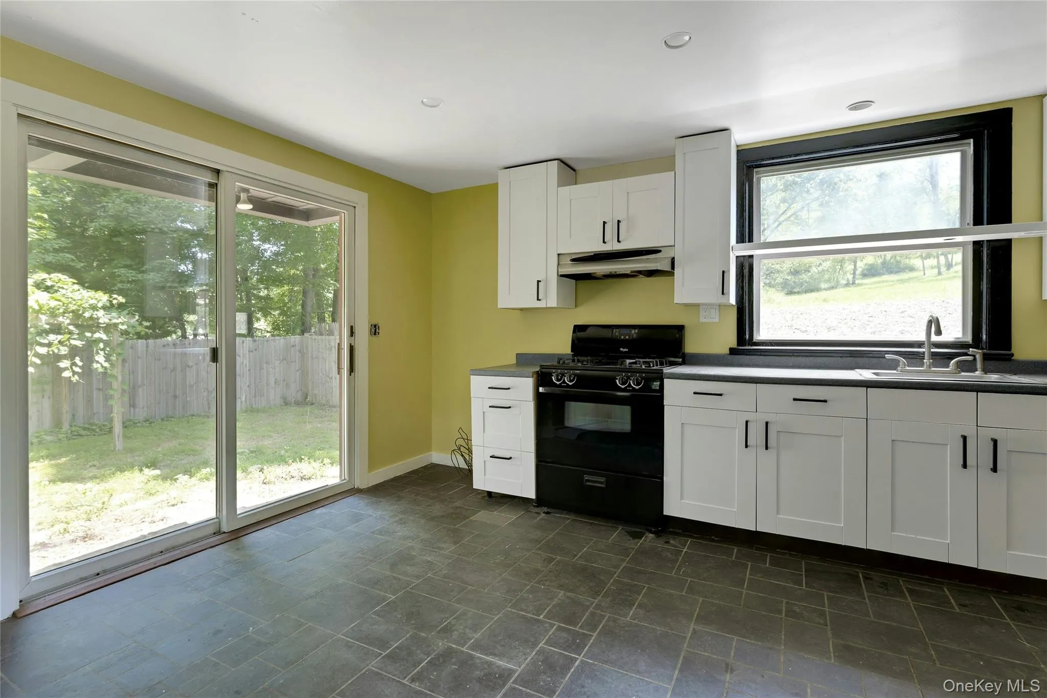 490 Peekskill Hollow Road, Putnam Valley, NY, 3 Bedrooms Bedrooms, 9 Rooms Rooms,2 BathroomsBathrooms,Residential,For Rent,Peekskill Hollow,0,1024757 490 Peekskill Hollow Road, Putnam Valley, NY, 3 Bedrooms Bedrooms, 9 Rooms Rooms,2 BathroomsBathrooms,Residential,For Rent,Peekskill Hollow,0,1024757