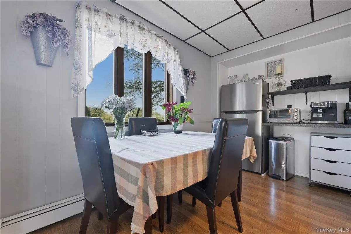 62 Linden Boulevard, Oyster Bay, NY, 4 Bedrooms Bedrooms, 10 Rooms Rooms,3 BathroomsBathrooms,Residential,For Rent,Linden,0,1024759 62 Linden Boulevard, Oyster Bay, NY, 4 Bedrooms Bedrooms, 10 Rooms Rooms,3 BathroomsBathrooms,Residential,For Rent,Linden,0,1024759