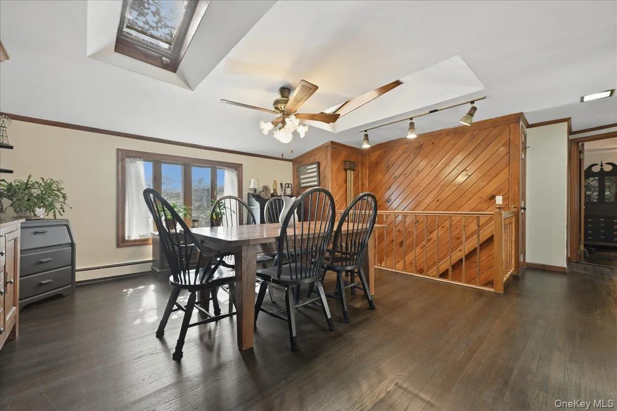 62 Linden Boulevard, Oyster Bay, NY, 4 Bedrooms Bedrooms, 10 Rooms Rooms,3 BathroomsBathrooms,Residential,For Rent,Linden,0,1024759 62 Linden Boulevard, Oyster Bay, NY, 4 Bedrooms Bedrooms, 10 Rooms Rooms,3 BathroomsBathrooms,Residential,For Rent,Linden,0,1024759