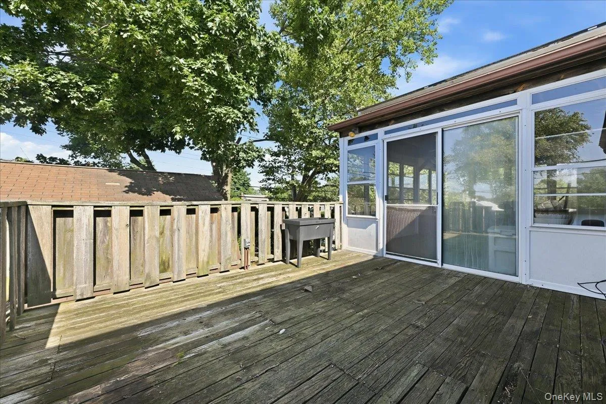 62 Linden Boulevard, Oyster Bay, NY, 4 Bedrooms Bedrooms, 10 Rooms Rooms,3 BathroomsBathrooms,Residential,For Rent,Linden,0,1024759 62 Linden Boulevard, Oyster Bay, NY, 4 Bedrooms Bedrooms, 10 Rooms Rooms,3 BathroomsBathrooms,Residential,For Rent,Linden,0,1024759