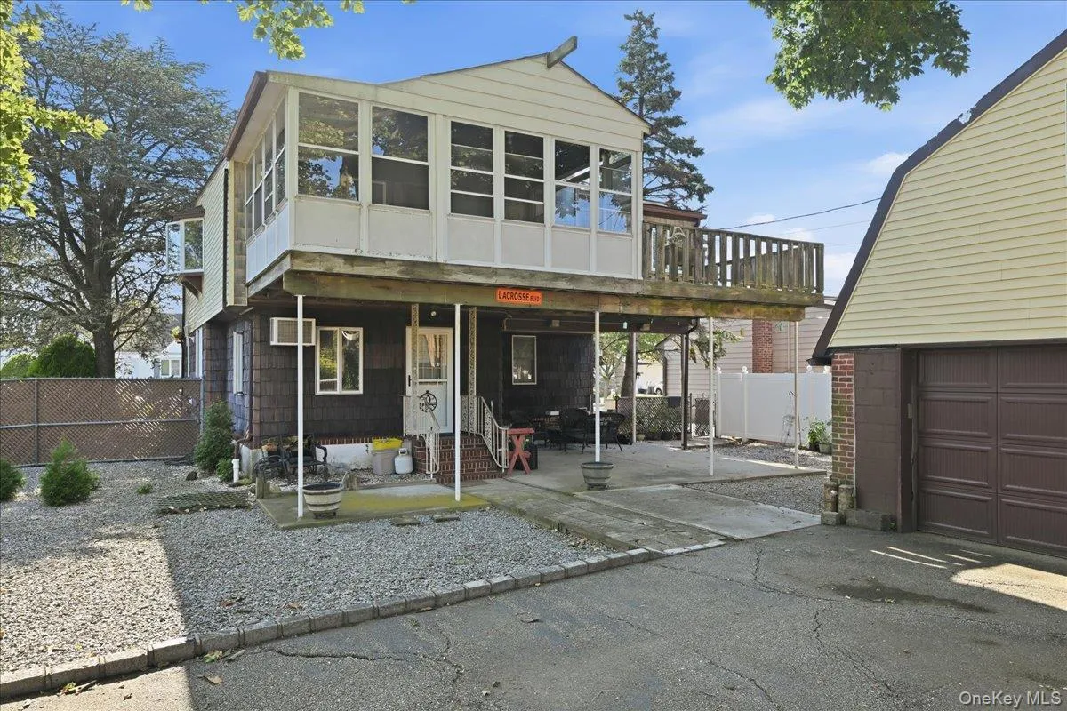 62 Linden Boulevard, Oyster Bay, NY, 4 Bedrooms Bedrooms, 10 Rooms Rooms,3 BathroomsBathrooms,Residential,For Rent,Linden,0,1024759 62 Linden Boulevard, Oyster Bay, NY, 4 Bedrooms Bedrooms, 10 Rooms Rooms,3 BathroomsBathrooms,Residential,For Rent,Linden,0,1024759