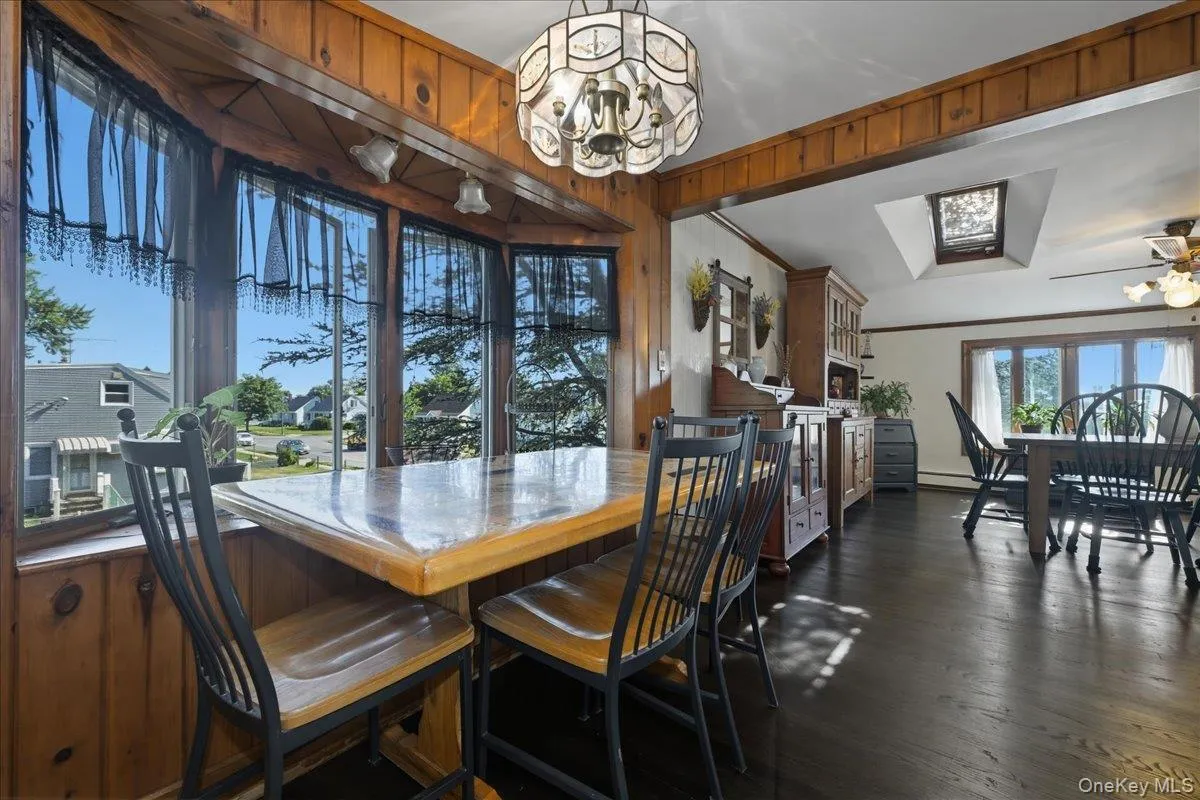 62 Linden Boulevard, Oyster Bay, NY, 4 Bedrooms Bedrooms, 10 Rooms Rooms,3 BathroomsBathrooms,Residential,For Rent,Linden,0,1024759 62 Linden Boulevard, Oyster Bay, NY, 4 Bedrooms Bedrooms, 10 Rooms Rooms,3 BathroomsBathrooms,Residential,For Rent,Linden,0,1024759