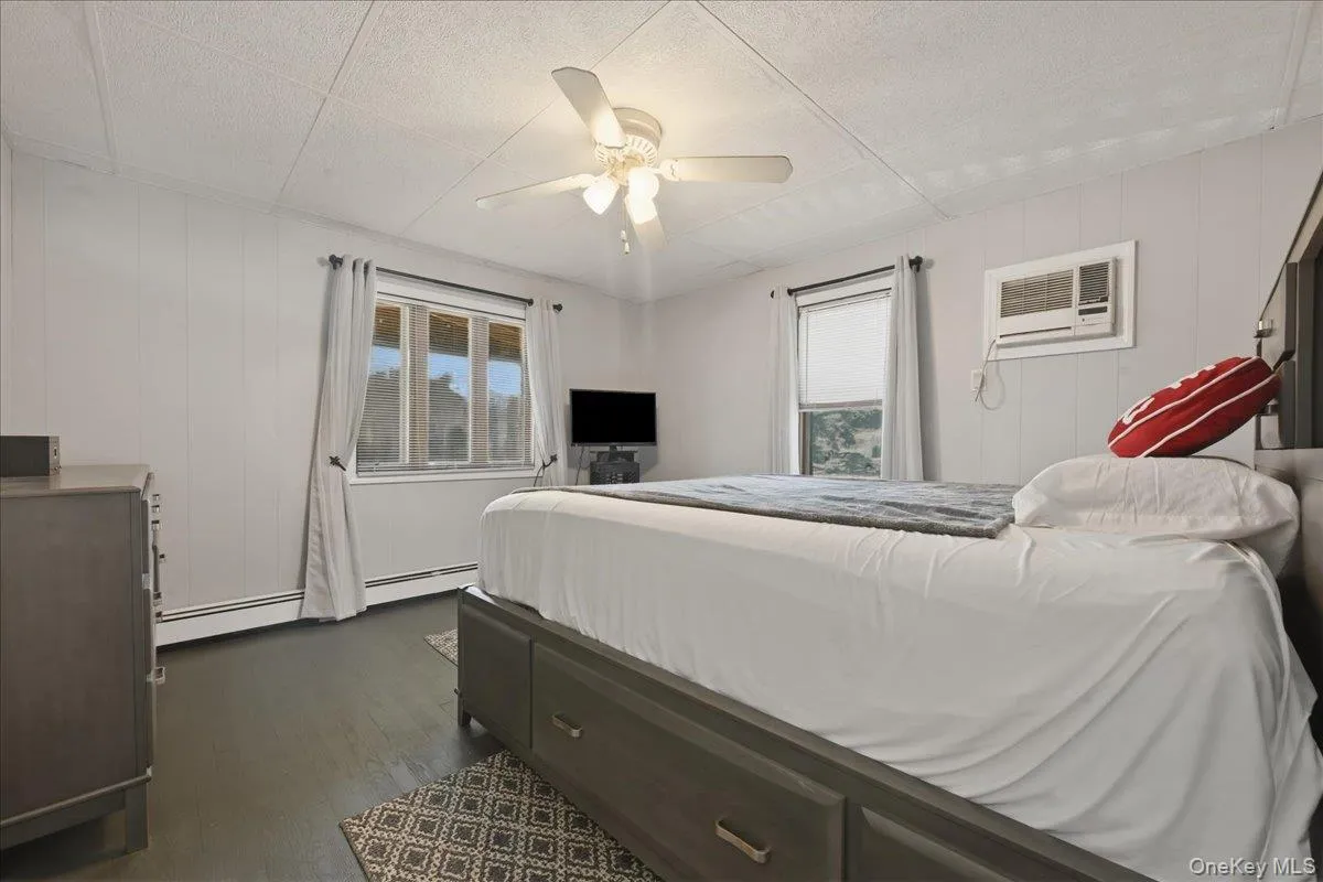 62 Linden Boulevard, Oyster Bay, NY, 4 Bedrooms Bedrooms, 10 Rooms Rooms,3 BathroomsBathrooms,Residential,For Rent,Linden,0,1024759 62 Linden Boulevard, Oyster Bay, NY, 4 Bedrooms Bedrooms, 10 Rooms Rooms,3 BathroomsBathrooms,Residential,For Rent,Linden,0,1024759
