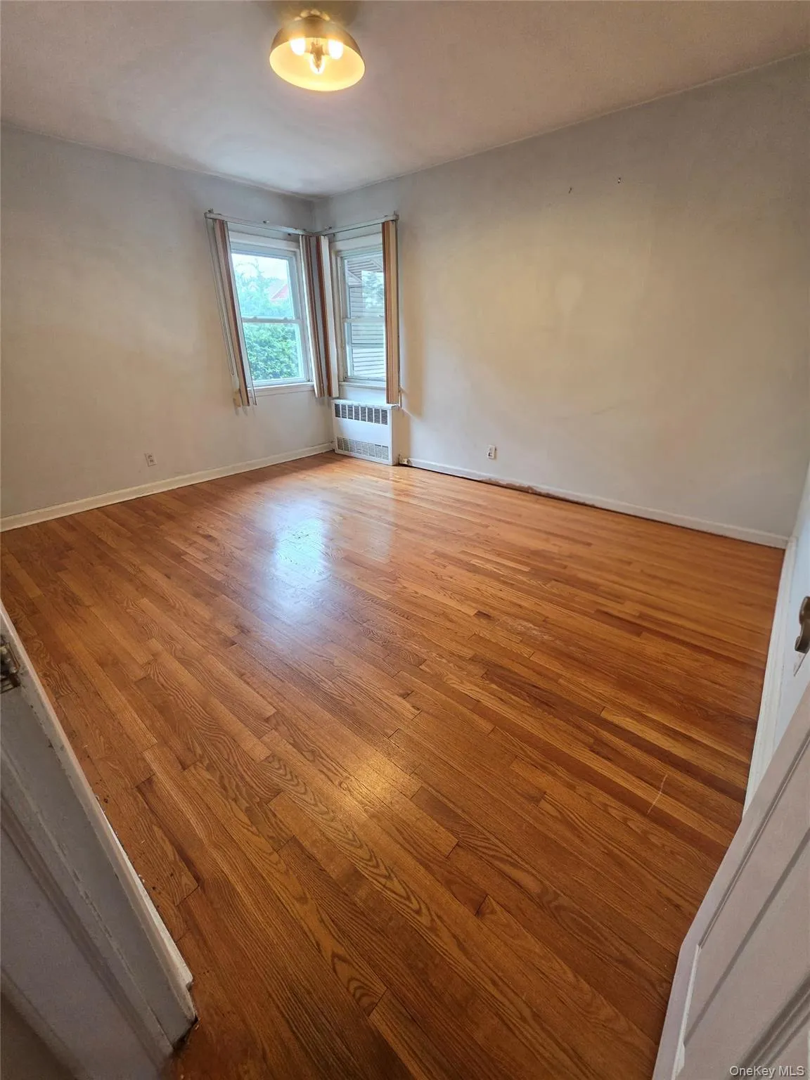 95-14 159th Avenue, New York, NY, 5 Bedrooms Bedrooms, 14 Rooms Rooms,3 BathroomsBathrooms,Residential,For Rent,159th,0,1024763 95-14 159th Avenue, New York, NY, 5 Bedrooms Bedrooms, 14 Rooms Rooms,3 BathroomsBathrooms,Residential,For Rent,159th,0,1024763