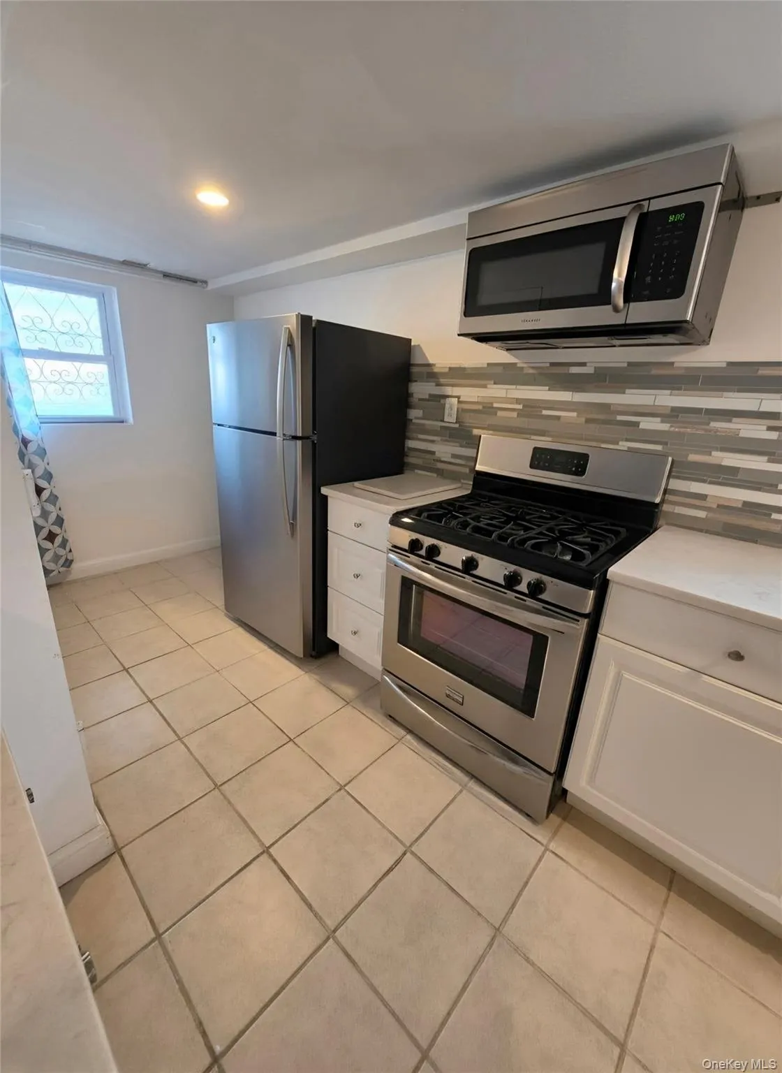 95-14 159th Avenue, New York, NY, 5 Bedrooms Bedrooms, 14 Rooms Rooms,3 BathroomsBathrooms,Residential,For Rent,159th,0,1024763 95-14 159th Avenue, New York, NY, 5 Bedrooms Bedrooms, 14 Rooms Rooms,3 BathroomsBathrooms,Residential,For Rent,159th,0,1024763