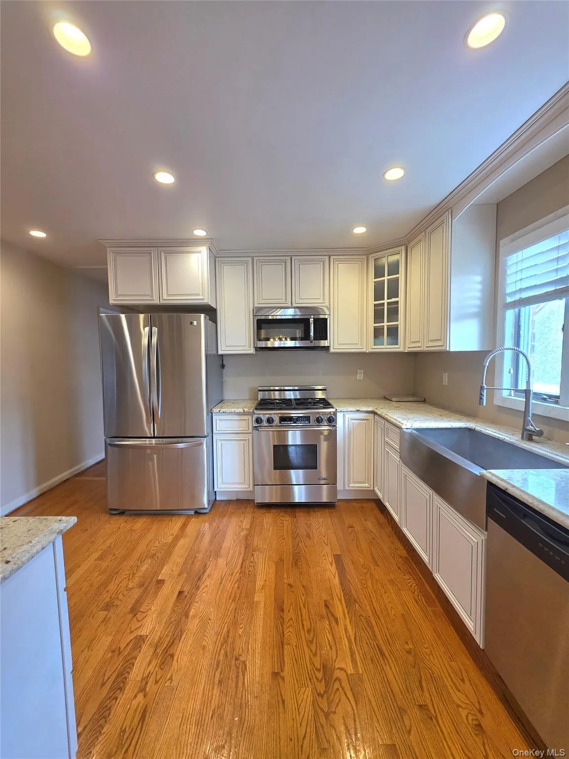95-14 159th Avenue, New York, NY, 5 Bedrooms Bedrooms, 14 Rooms Rooms,3 BathroomsBathrooms,Residential,For Rent,159th,0,1024763 95-14 159th Avenue, New York, NY, 5 Bedrooms Bedrooms, 14 Rooms Rooms,3 BathroomsBathrooms,Residential,For Rent,159th,0,1024763