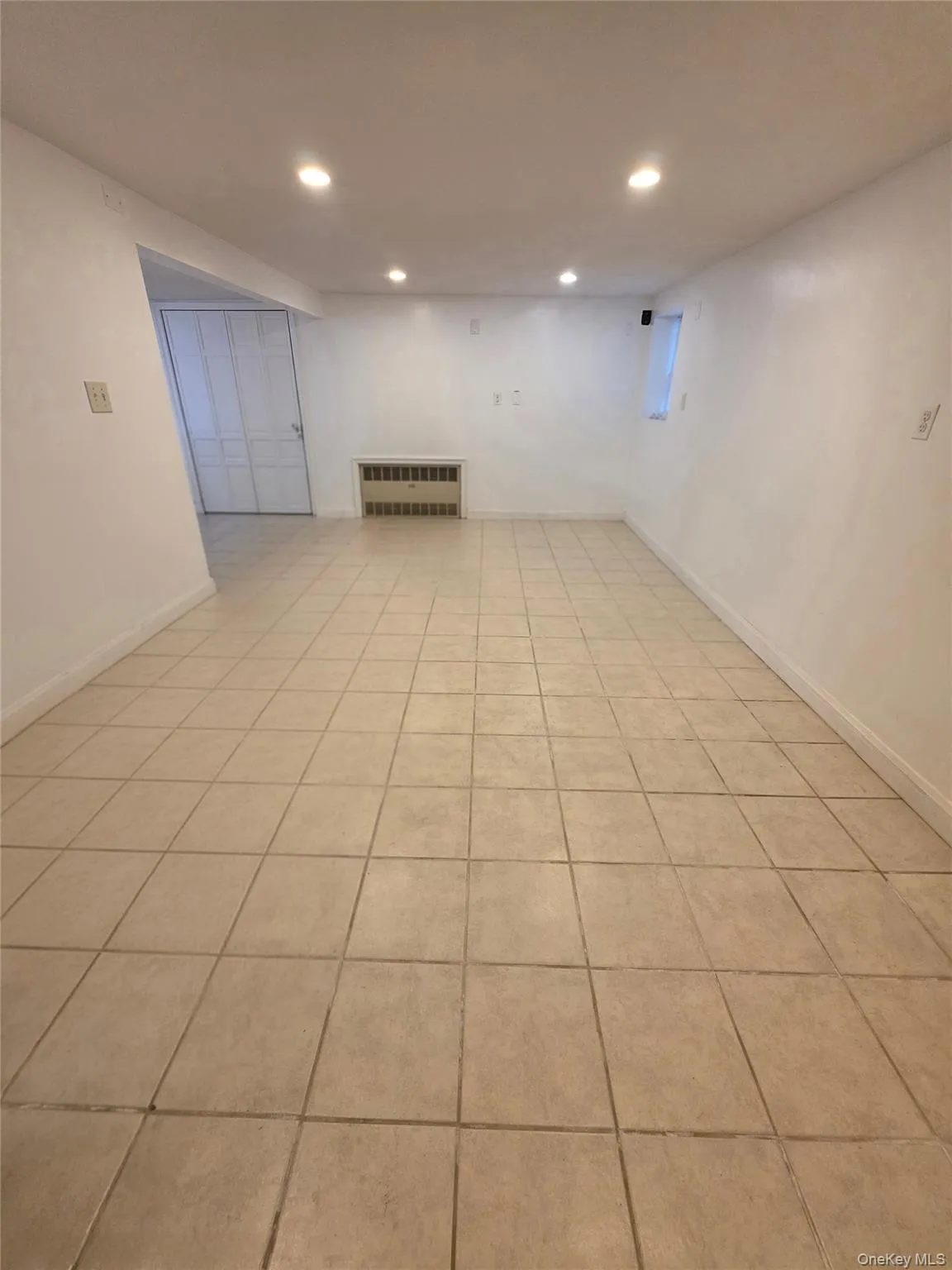 95-14 159th Avenue, New York, NY, 5 Bedrooms Bedrooms, 14 Rooms Rooms,3 BathroomsBathrooms,Residential,For Rent,159th,0,1024763 95-14 159th Avenue, New York, NY, 5 Bedrooms Bedrooms, 14 Rooms Rooms,3 BathroomsBathrooms,Residential,For Rent,159th,0,1024763