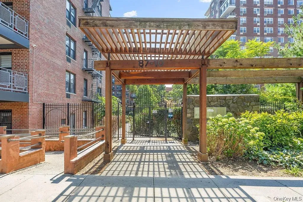 87-10 51 Avenue, New York, NY, 3 Bedrooms Bedrooms, 6 Rooms Rooms,2 BathroomsBathrooms,Residential,For Rent,51,0,1024764 87-10 51 Avenue, New York, NY, 3 Bedrooms Bedrooms, 6 Rooms Rooms,2 BathroomsBathrooms,Residential,For Rent,51,0,1024764