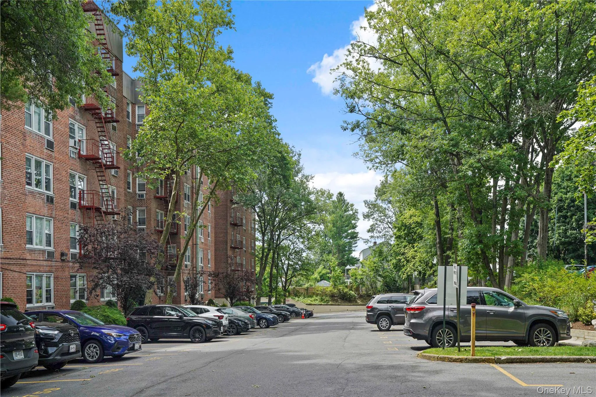 5 Sadore Ln, Yonkers, NY, 2 Bedrooms Bedrooms, 6 Rooms Rooms,1 BathroomBathrooms,Residential,For Rent,Sadore Ln,0,1024765 5 Sadore Ln, Yonkers, NY, 2 Bedrooms Bedrooms, 6 Rooms Rooms,1 BathroomBathrooms,Residential,For Rent,Sadore Ln,0,1024765