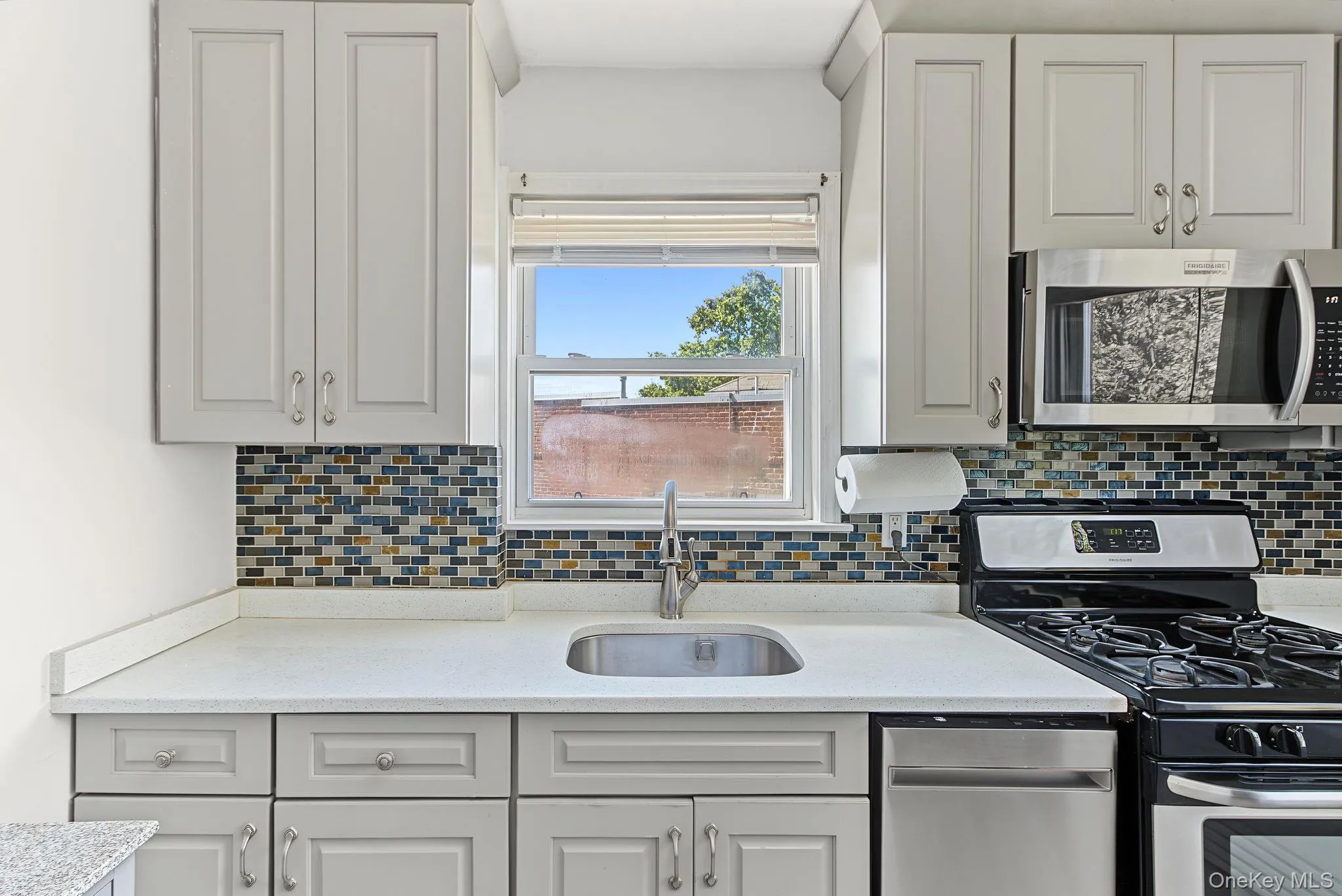 17 Leewood Circle, Eastchester, NY, 2 Bedrooms Bedrooms, 5 Rooms Rooms,1 BathroomBathrooms,Residential,For Rent,Leewood,0,1024767 17 Leewood Circle, Eastchester, NY, 2 Bedrooms Bedrooms, 5 Rooms Rooms,1 BathroomBathrooms,Residential,For Rent,Leewood,0,1024767