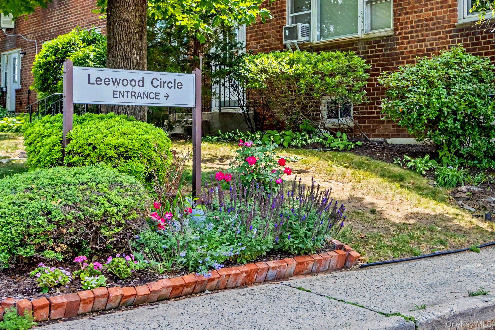 17 Leewood Circle, Eastchester, NY, 2 Bedrooms Bedrooms, 5 Rooms Rooms,1 BathroomBathrooms,Residential,For Rent,Leewood,0,1024767 17 Leewood Circle, Eastchester, NY, 2 Bedrooms Bedrooms, 5 Rooms Rooms,1 BathroomBathrooms,Residential,For Rent,Leewood,0,1024767