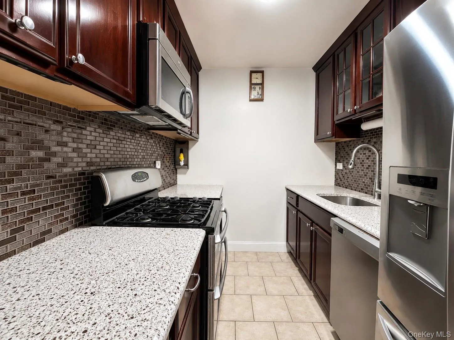 61-20 Grand Central Parkway, New York, NY, 3 Bedrooms Bedrooms, 6 Rooms Rooms,2 BathroomsBathrooms,Residential Lease,For Rent,Grand Central,0,1024768 61-20 Grand Central Parkway, New York, NY, 3 Bedrooms Bedrooms, 6 Rooms Rooms,2 BathroomsBathrooms,Residential Lease,For Rent,Grand Central,0,1024768