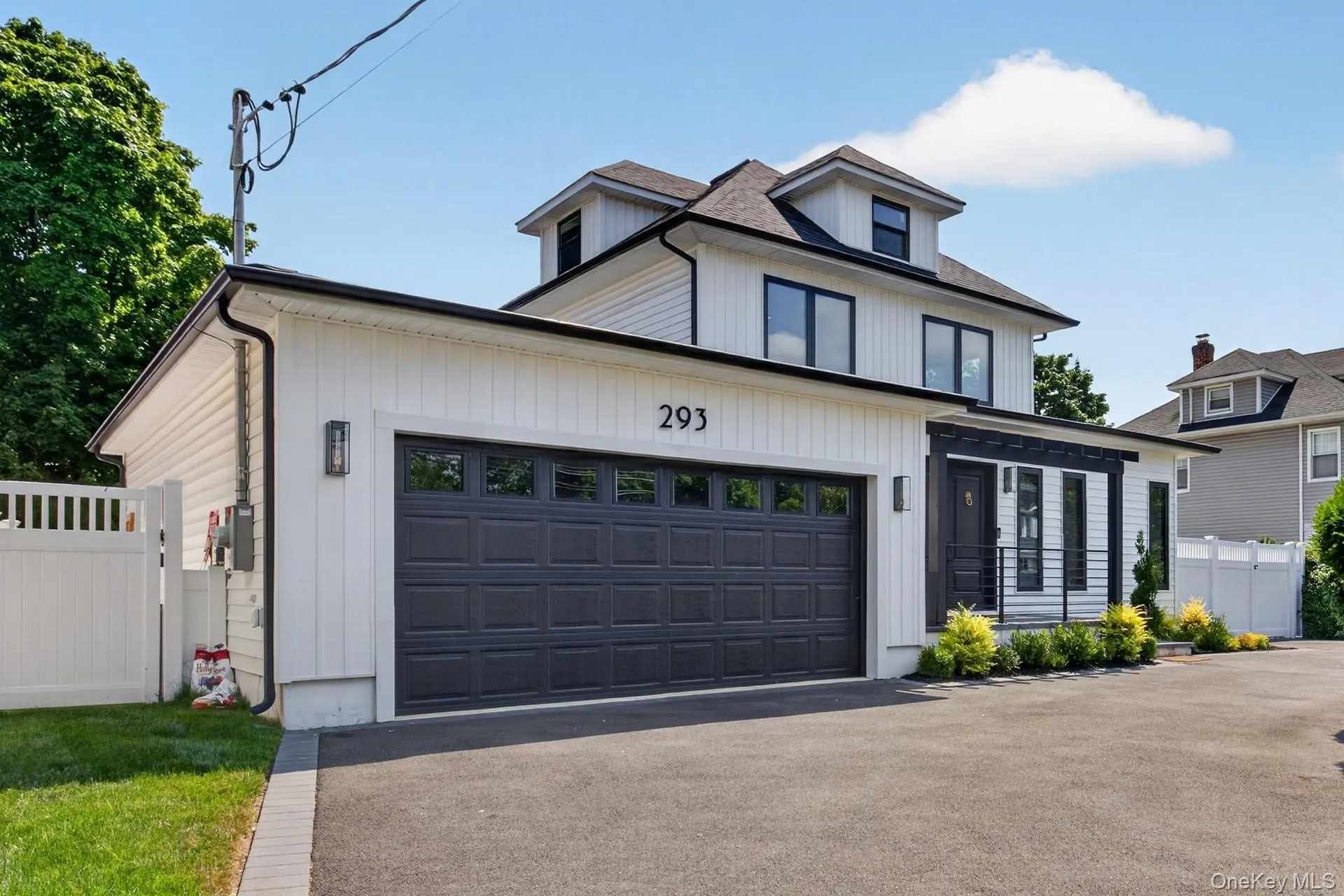 293 Bellmore Road, Hempstead, NY, 6 Bedrooms Bedrooms, 10 Rooms Rooms,4 BathroomsBathrooms,Residential,For Rent,Bellmore,0,1024769 293 Bellmore Road, Hempstead, NY, 6 Bedrooms Bedrooms, 10 Rooms Rooms,4 BathroomsBathrooms,Residential,For Rent,Bellmore,0,1024769