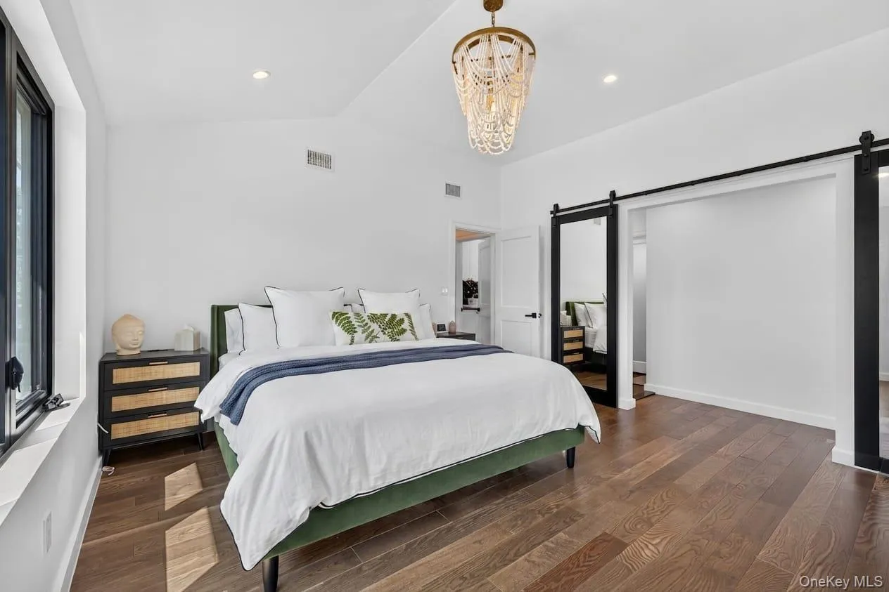 293 Bellmore Road, Hempstead, NY, 6 Bedrooms Bedrooms, 10 Rooms Rooms,4 BathroomsBathrooms,Residential,For Rent,Bellmore,0,1024769 293 Bellmore Road, Hempstead, NY, 6 Bedrooms Bedrooms, 10 Rooms Rooms,4 BathroomsBathrooms,Residential,For Rent,Bellmore,0,1024769