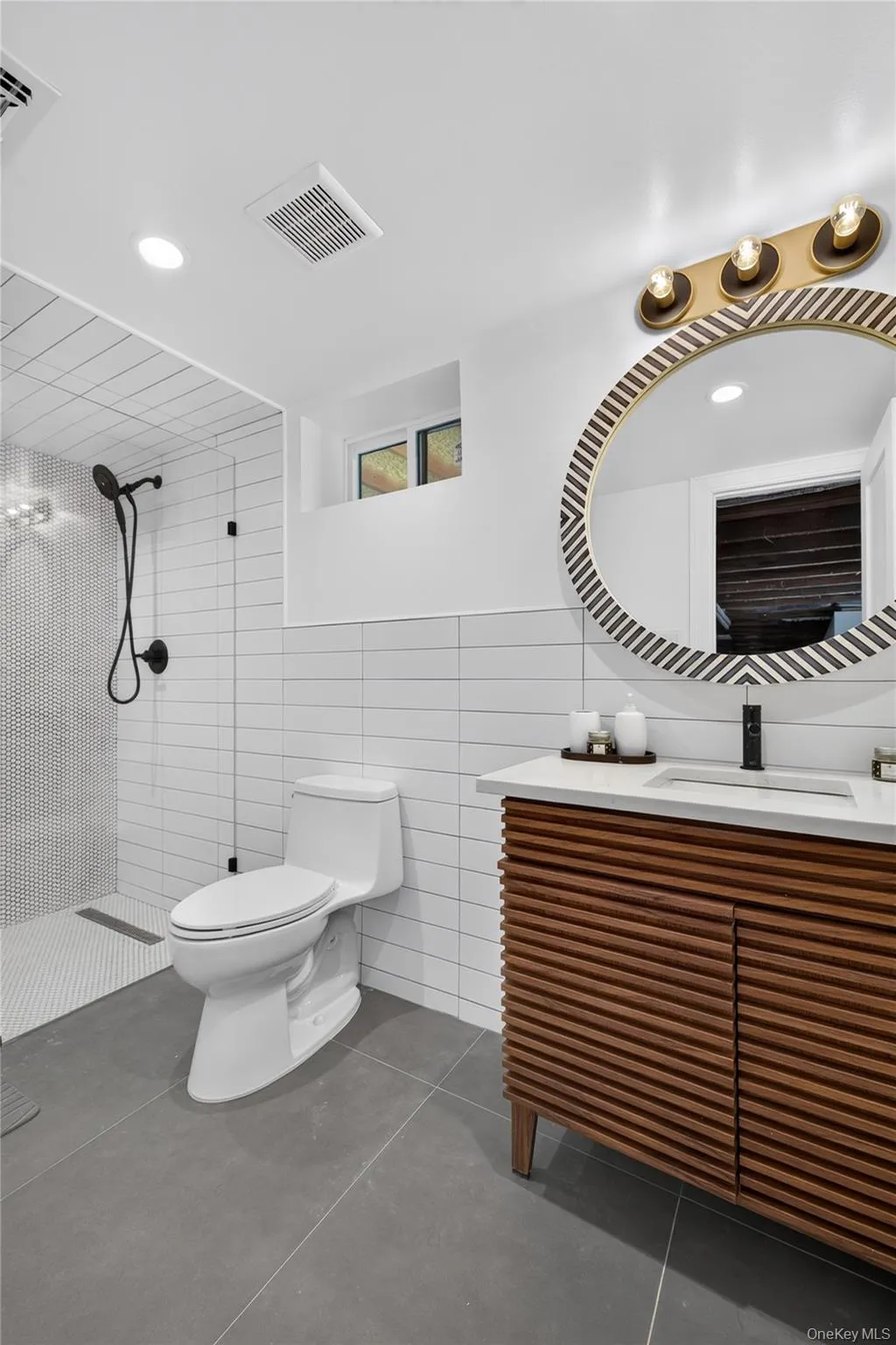 293 Bellmore Road, Hempstead, NY, 6 Bedrooms Bedrooms, 10 Rooms Rooms,4 BathroomsBathrooms,Residential,For Rent,Bellmore,0,1024769 293 Bellmore Road, Hempstead, NY, 6 Bedrooms Bedrooms, 10 Rooms Rooms,4 BathroomsBathrooms,Residential,For Rent,Bellmore,0,1024769