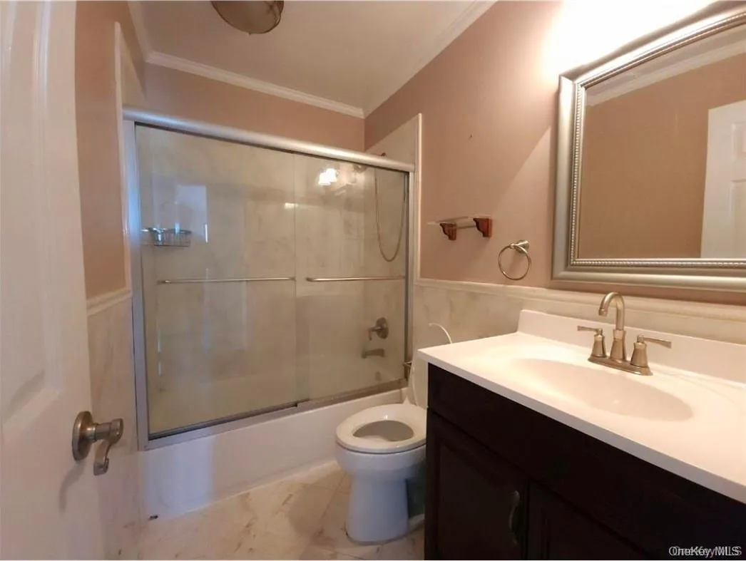15 Greenridge Avenue, White Plains, NY, 1 Bedroom Bedrooms, 4 Rooms Rooms,1 BathroomBathrooms,Residential Lease,For Rent,Greenridge,0,1024771 15 Greenridge Avenue, White Plains, NY, 1 Bedroom Bedrooms, 4 Rooms Rooms,1 BathroomBathrooms,Residential Lease,For Rent,Greenridge,0,1024771