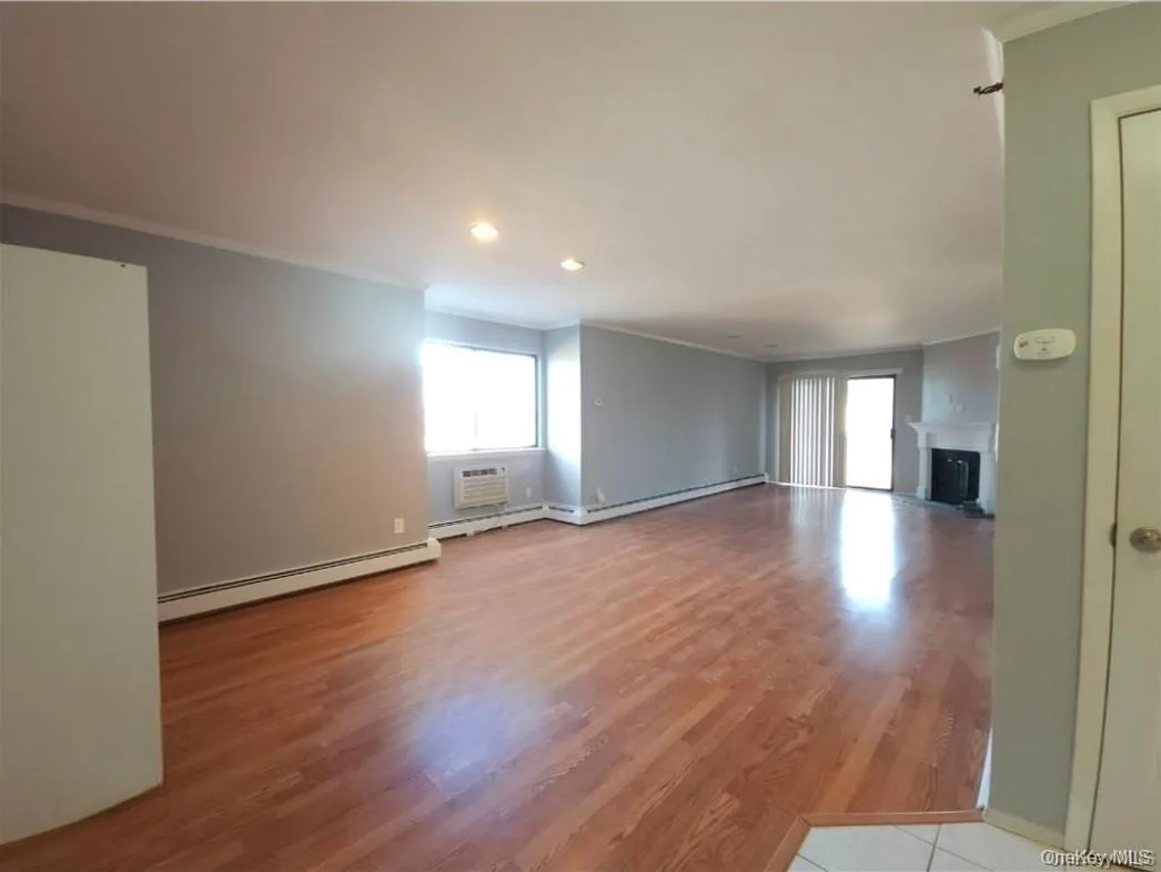 15 Greenridge Avenue, White Plains, NY, 1 Bedroom Bedrooms, 4 Rooms Rooms,1 BathroomBathrooms,Residential Lease,For Rent,Greenridge,0,1024771 15 Greenridge Avenue, White Plains, NY, 1 Bedroom Bedrooms, 4 Rooms Rooms,1 BathroomBathrooms,Residential Lease,For Rent,Greenridge,0,1024771