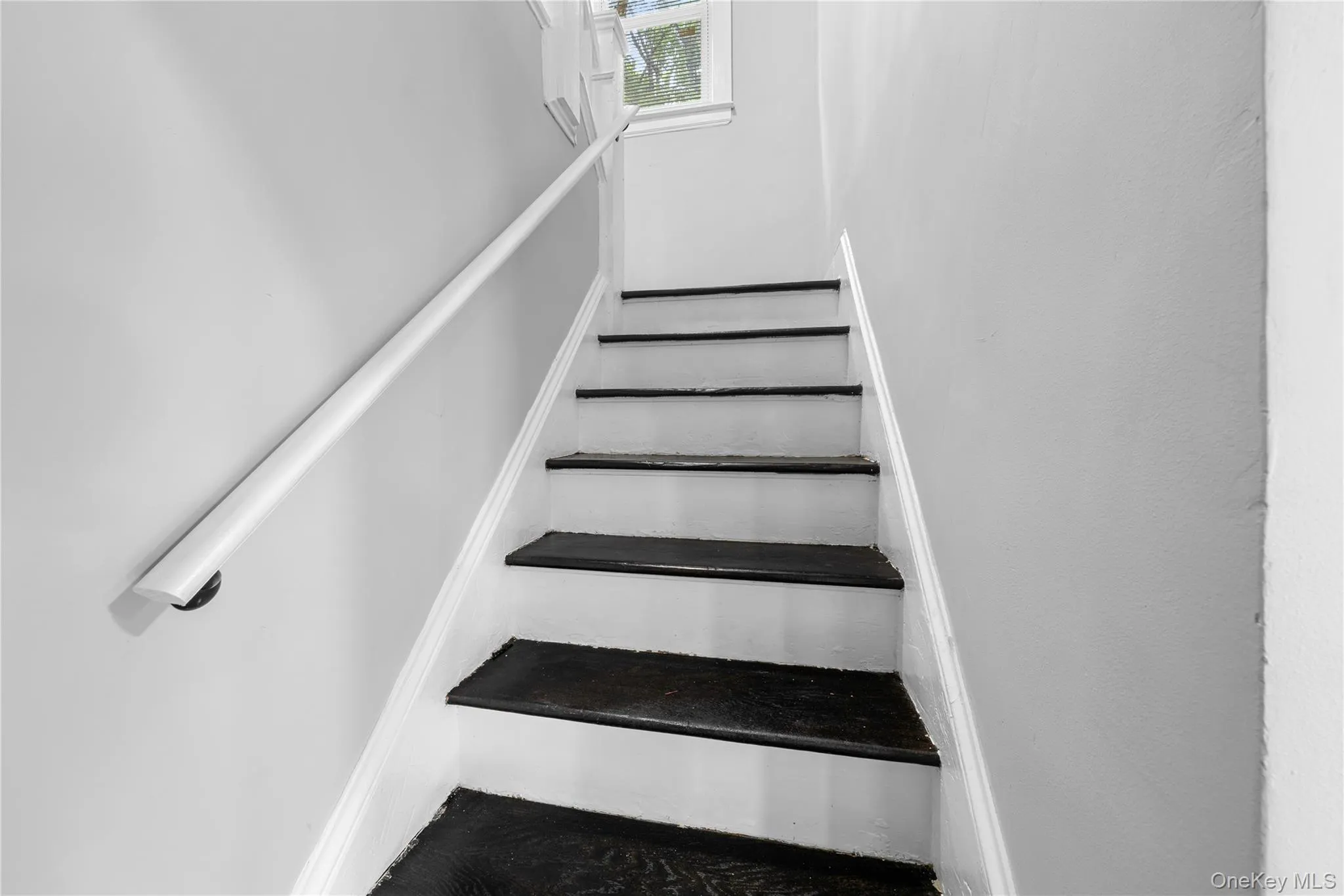 116 Meadowbrook Road, Hempstead, NY, 5 Bedrooms Bedrooms, 8 Rooms Rooms,4 BathroomsBathrooms,Residential,For Rent,Meadowbrook,0,1024772 116 Meadowbrook Road, Hempstead, NY, 5 Bedrooms Bedrooms, 8 Rooms Rooms,4 BathroomsBathrooms,Residential,For Rent,Meadowbrook,0,1024772