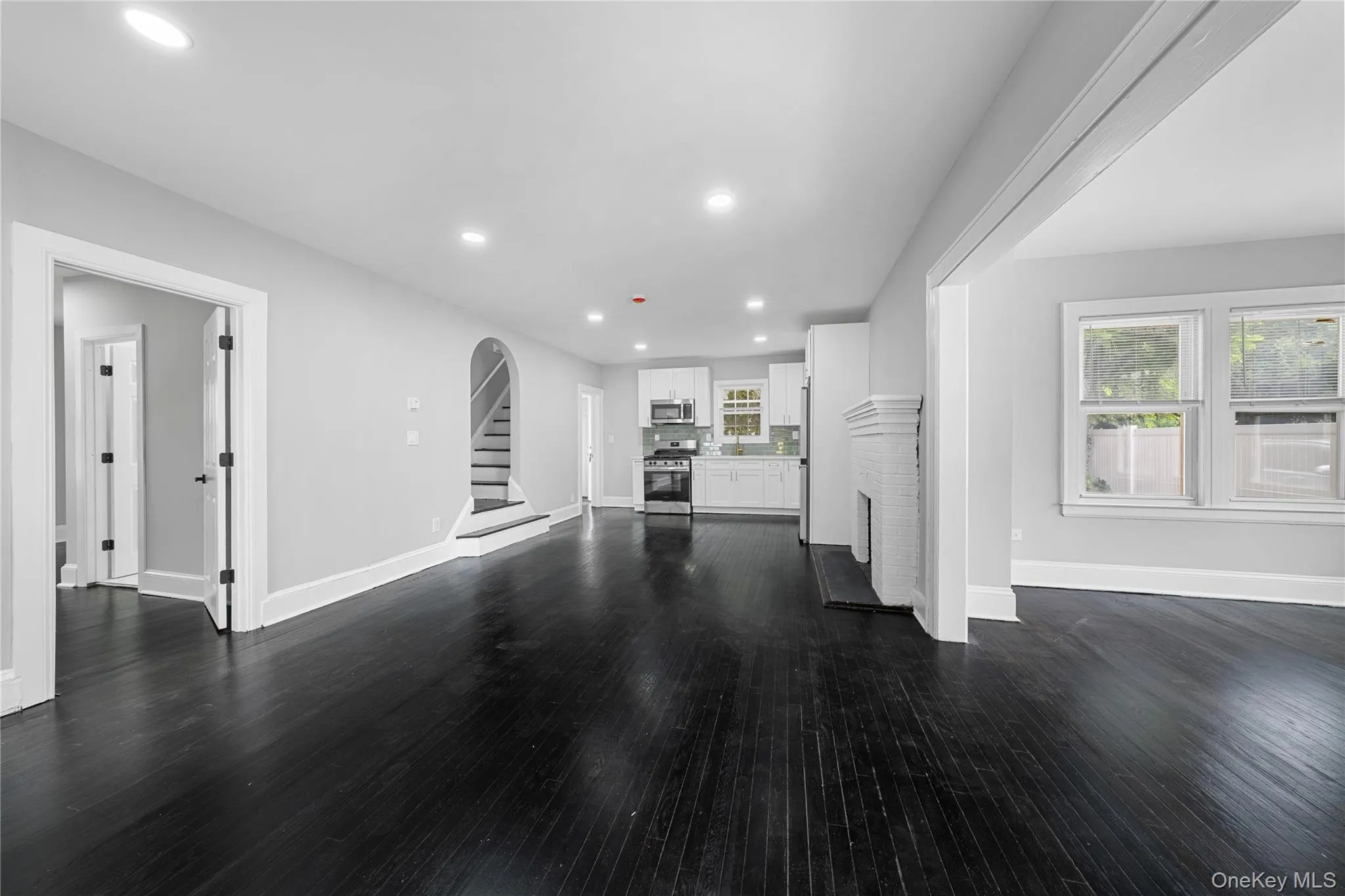 116 Meadowbrook Road, Hempstead, NY, 5 Bedrooms Bedrooms, 8 Rooms Rooms,4 BathroomsBathrooms,Residential,For Rent,Meadowbrook,0,1024772 116 Meadowbrook Road, Hempstead, NY, 5 Bedrooms Bedrooms, 8 Rooms Rooms,4 BathroomsBathrooms,Residential,For Rent,Meadowbrook,0,1024772