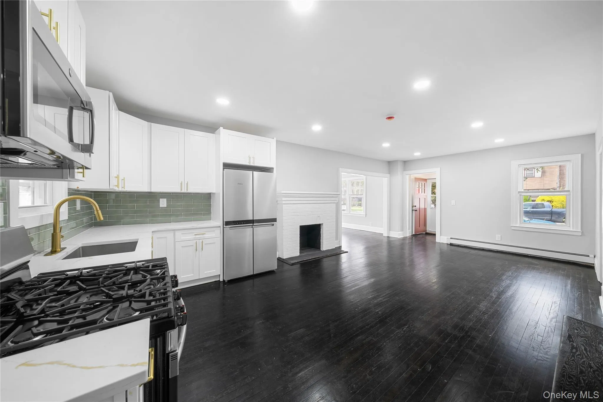 116 Meadowbrook Road, Hempstead, NY, 5 Bedrooms Bedrooms, 8 Rooms Rooms,4 BathroomsBathrooms,Residential,For Rent,Meadowbrook,0,1024772 116 Meadowbrook Road, Hempstead, NY, 5 Bedrooms Bedrooms, 8 Rooms Rooms,4 BathroomsBathrooms,Residential,For Rent,Meadowbrook,0,1024772