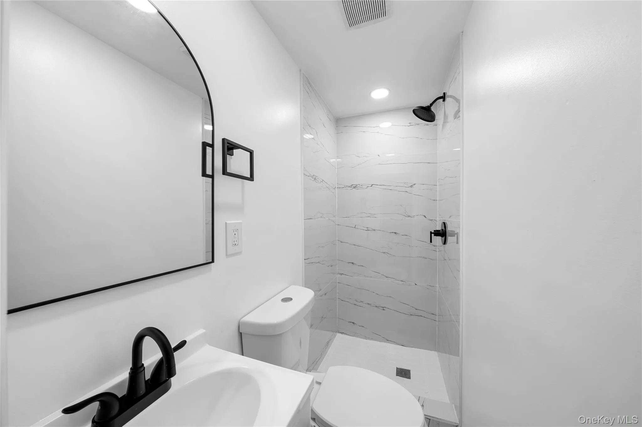 116 Meadowbrook Road, Hempstead, NY, 5 Bedrooms Bedrooms, 8 Rooms Rooms,4 BathroomsBathrooms,Residential,For Rent,Meadowbrook,0,1024772 116 Meadowbrook Road, Hempstead, NY, 5 Bedrooms Bedrooms, 8 Rooms Rooms,4 BathroomsBathrooms,Residential,For Rent,Meadowbrook,0,1024772