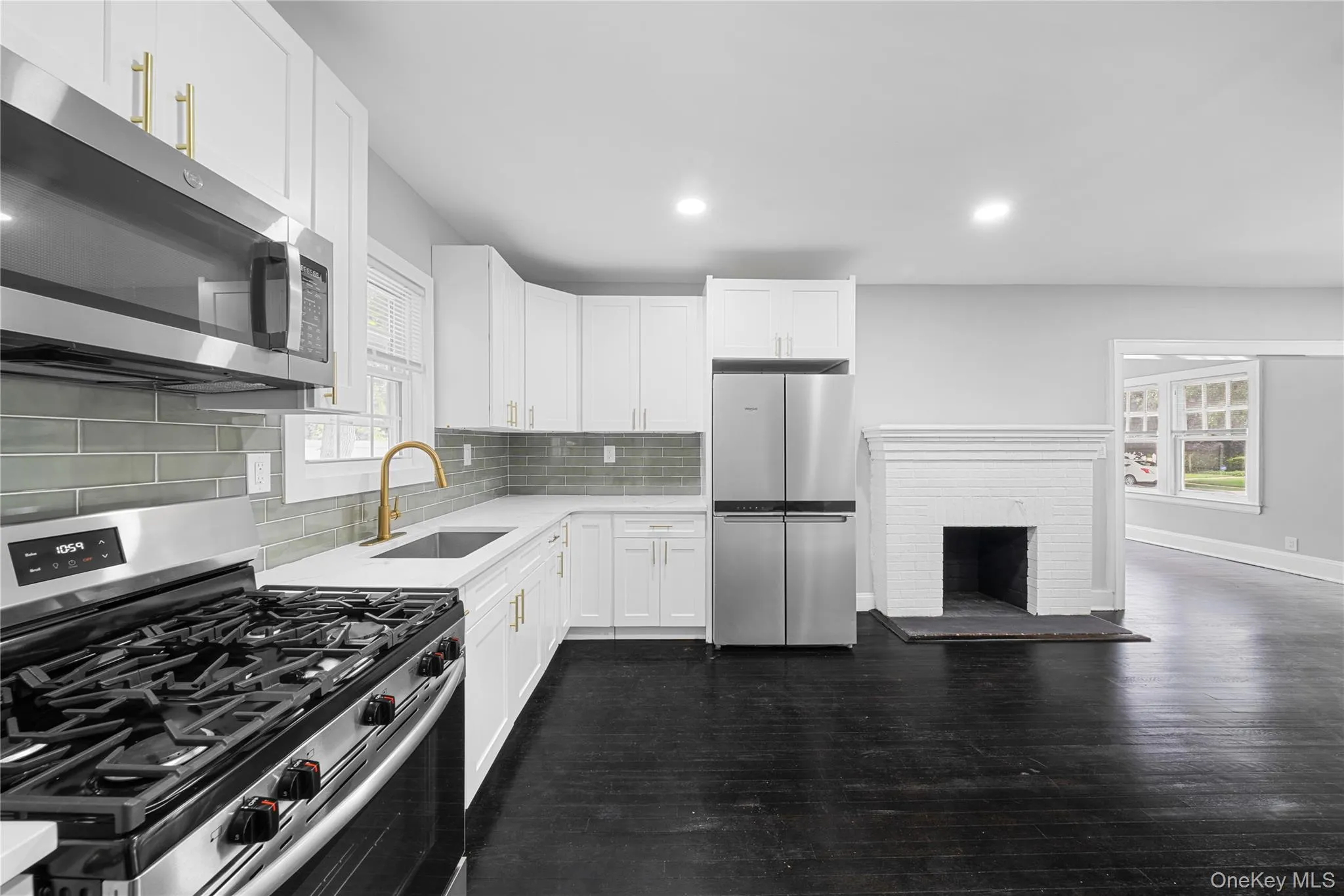 116 Meadowbrook Road, Hempstead, NY, 5 Bedrooms Bedrooms, 8 Rooms Rooms,4 BathroomsBathrooms,Residential,For Rent,Meadowbrook,0,1024772 116 Meadowbrook Road, Hempstead, NY, 5 Bedrooms Bedrooms, 8 Rooms Rooms,4 BathroomsBathrooms,Residential,For Rent,Meadowbrook,0,1024772