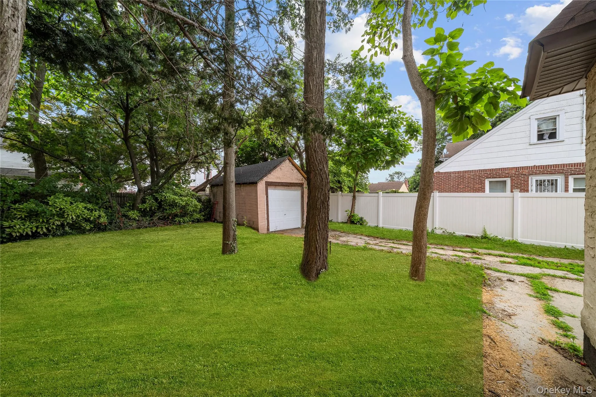116 Meadowbrook Road, Hempstead, NY, 5 Bedrooms Bedrooms, 8 Rooms Rooms,4 BathroomsBathrooms,Residential,For Rent,Meadowbrook,0,1024772 116 Meadowbrook Road, Hempstead, NY, 5 Bedrooms Bedrooms, 8 Rooms Rooms,4 BathroomsBathrooms,Residential,For Rent,Meadowbrook,0,1024772
