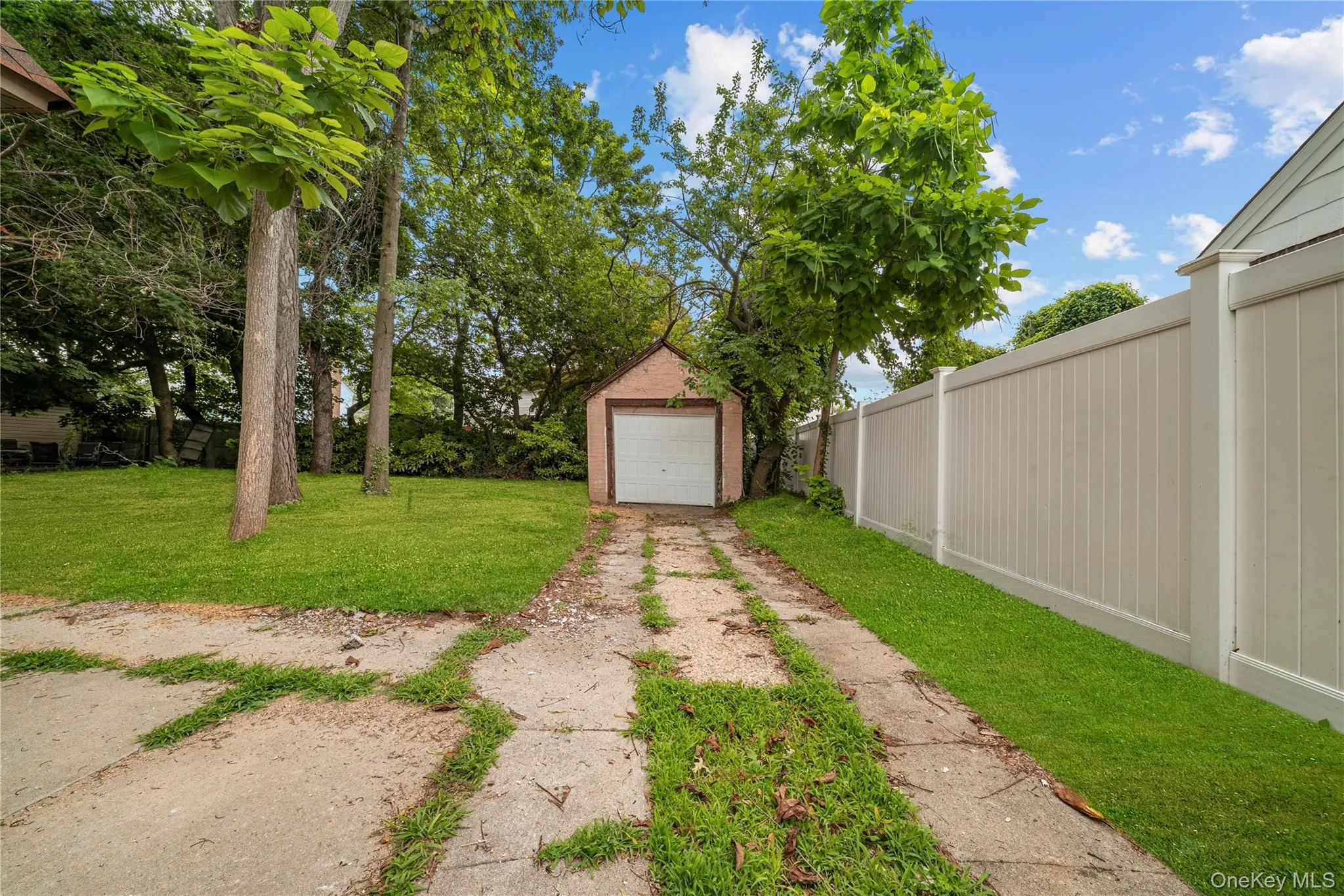 116 Meadowbrook Road, Hempstead, NY, 5 Bedrooms Bedrooms, 8 Rooms Rooms,4 BathroomsBathrooms,Residential,For Rent,Meadowbrook,0,1024772 116 Meadowbrook Road, Hempstead, NY, 5 Bedrooms Bedrooms, 8 Rooms Rooms,4 BathroomsBathrooms,Residential,For Rent,Meadowbrook,0,1024772
