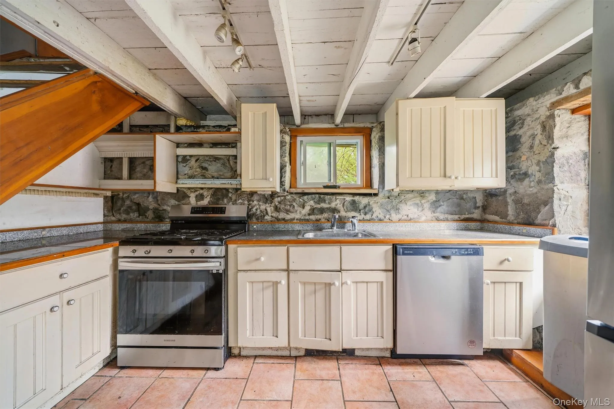 241 Meadow Avenue, Chester Town, NY, 4 Bedrooms Bedrooms, 6 Rooms Rooms,1 BathroomBathrooms,Residential,For Rent,Meadow,0,1024779 241 Meadow Avenue, Chester Town, NY, 4 Bedrooms Bedrooms, 6 Rooms Rooms,1 BathroomBathrooms,Residential,For Rent,Meadow,0,1024779