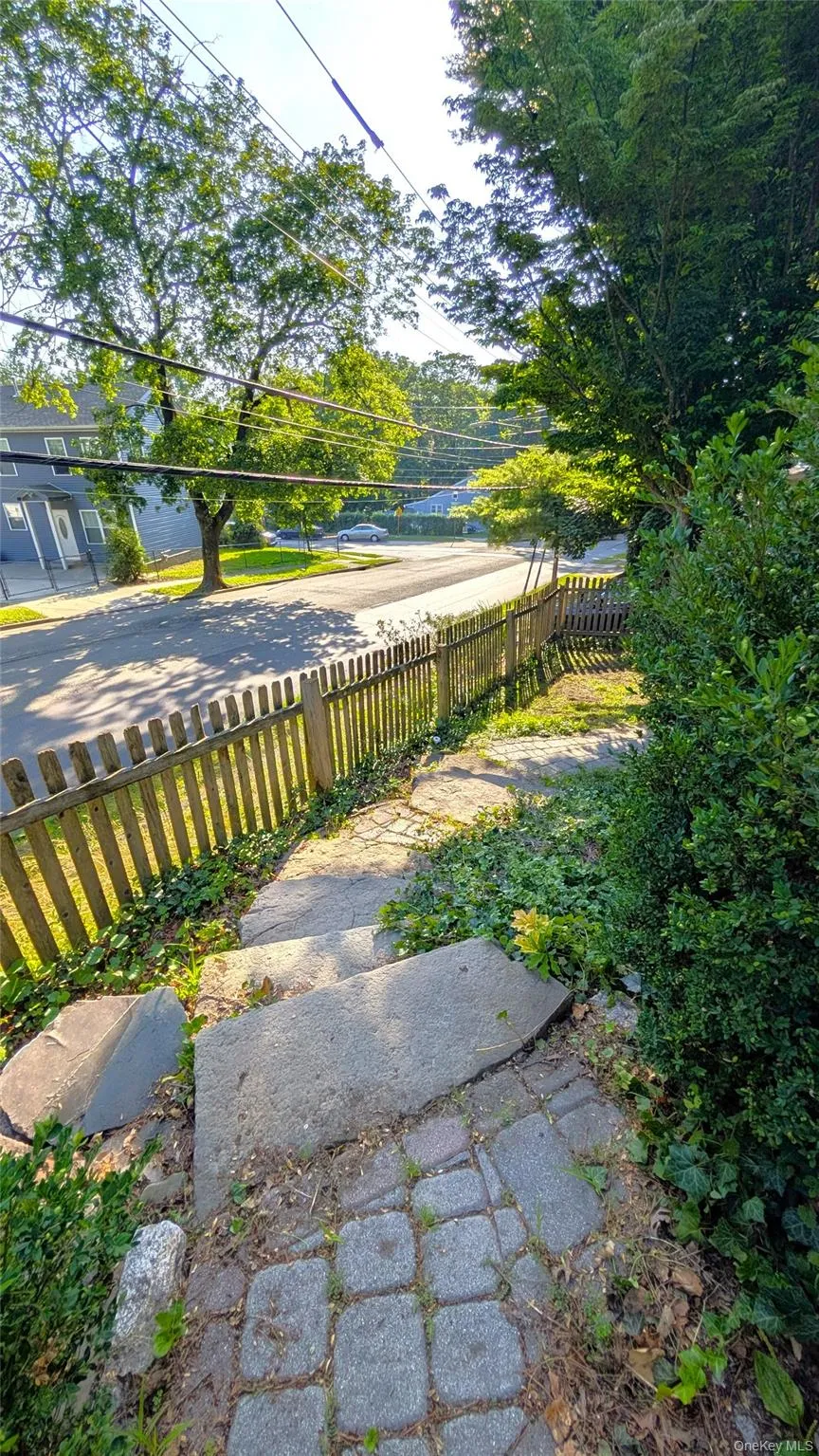 222 Gidney Avenue, Newburgh (city), NY, 3 Bedrooms Bedrooms, 6 Rooms Rooms,1 BathroomBathrooms,Residential,For Rent,Gidney,0,1024780 222 Gidney Avenue, Newburgh (city), NY, 3 Bedrooms Bedrooms, 6 Rooms Rooms,1 BathroomBathrooms,Residential,For Rent,Gidney,0,1024780