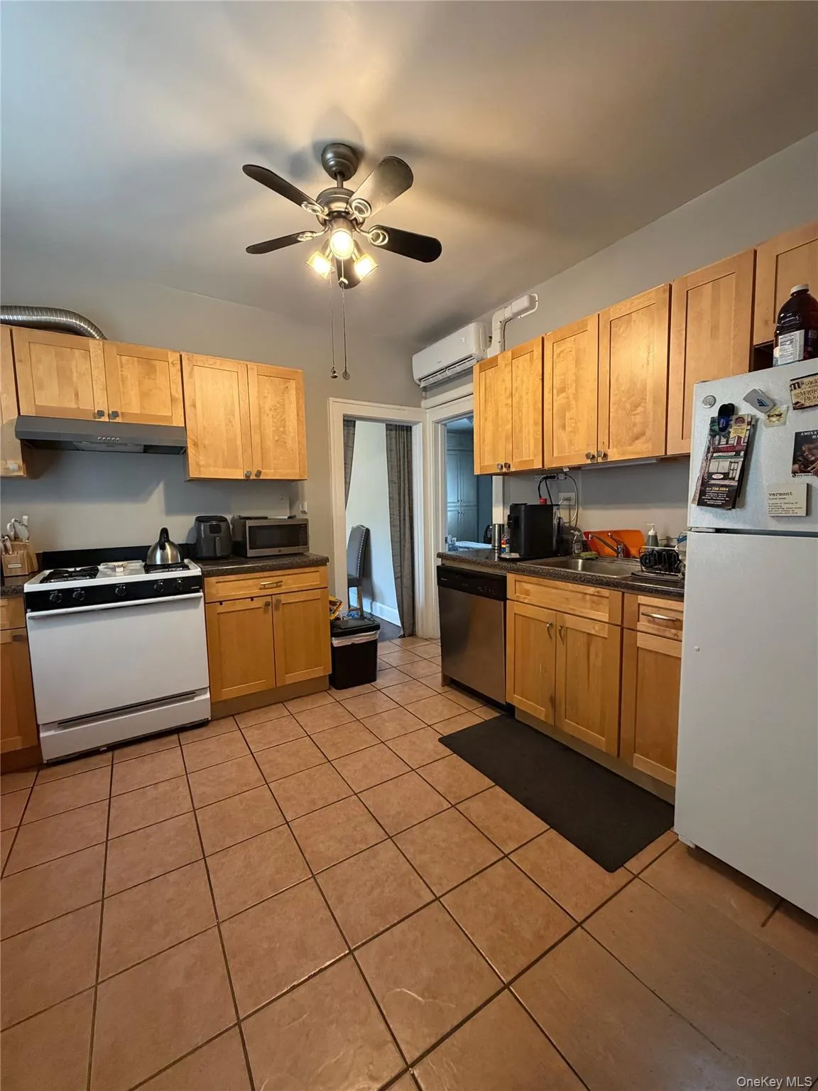 53 1st Street, New Rochelle, NY, 1 Bedroom Bedrooms, 4 Rooms Rooms,1 BathroomBathrooms,Residential Lease,For Rent,1st,0,1024781 53 1st Street, New Rochelle, NY, 1 Bedroom Bedrooms, 4 Rooms Rooms,1 BathroomBathrooms,Residential Lease,For Rent,1st,0,1024781
