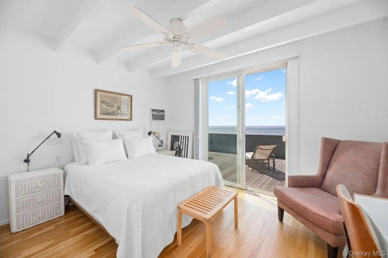 59 Gale Avenue, Islip, NY, 3 Bedrooms Bedrooms, 6 Rooms Rooms,2 BathroomsBathrooms,Residential,For Rent,Gale,0,1024784 59 Gale Avenue, Islip, NY, 3 Bedrooms Bedrooms, 6 Rooms Rooms,2 BathroomsBathrooms,Residential,For Rent,Gale,0,1024784