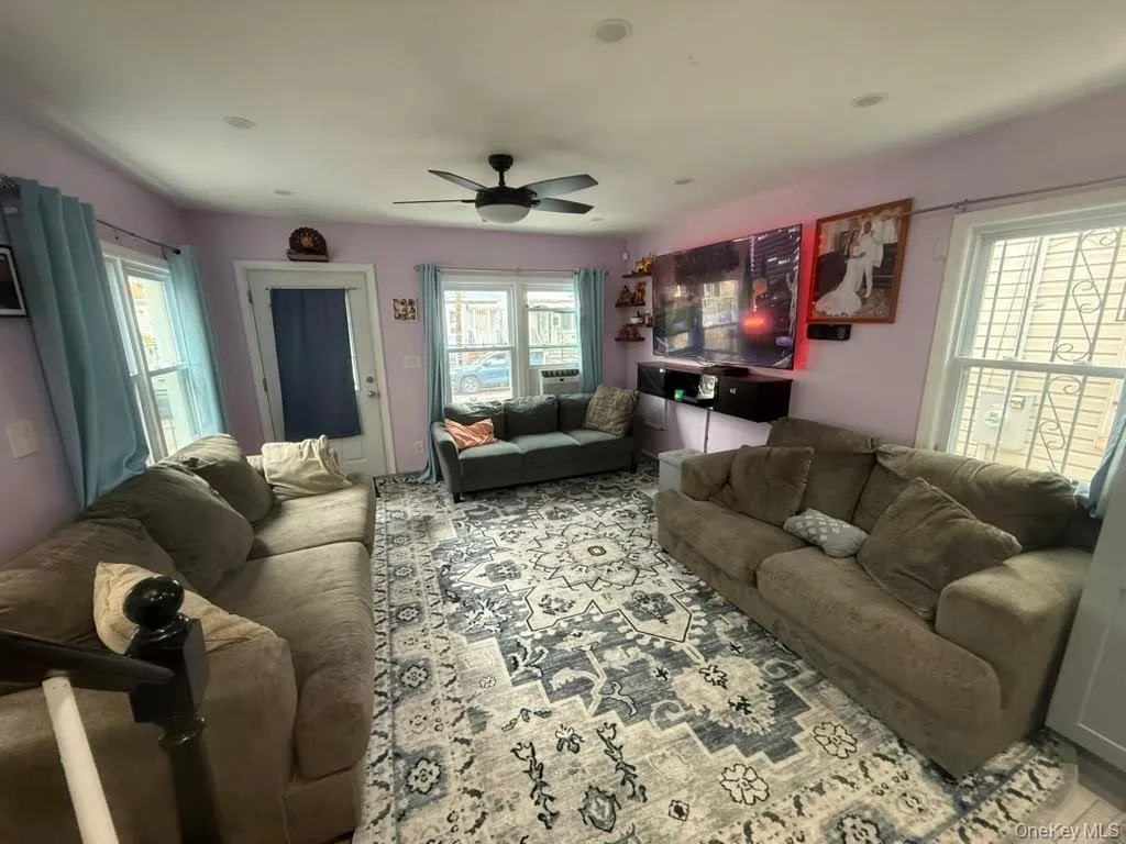 13117 135th Place, New York, NY, 3 Bedrooms Bedrooms, 7 Rooms Rooms,3 BathroomsBathrooms,Residential,For Rent,135th,0,1024787 13117 135th Place, New York, NY, 3 Bedrooms Bedrooms, 7 Rooms Rooms,3 BathroomsBathrooms,Residential,For Rent,135th,0,1024787