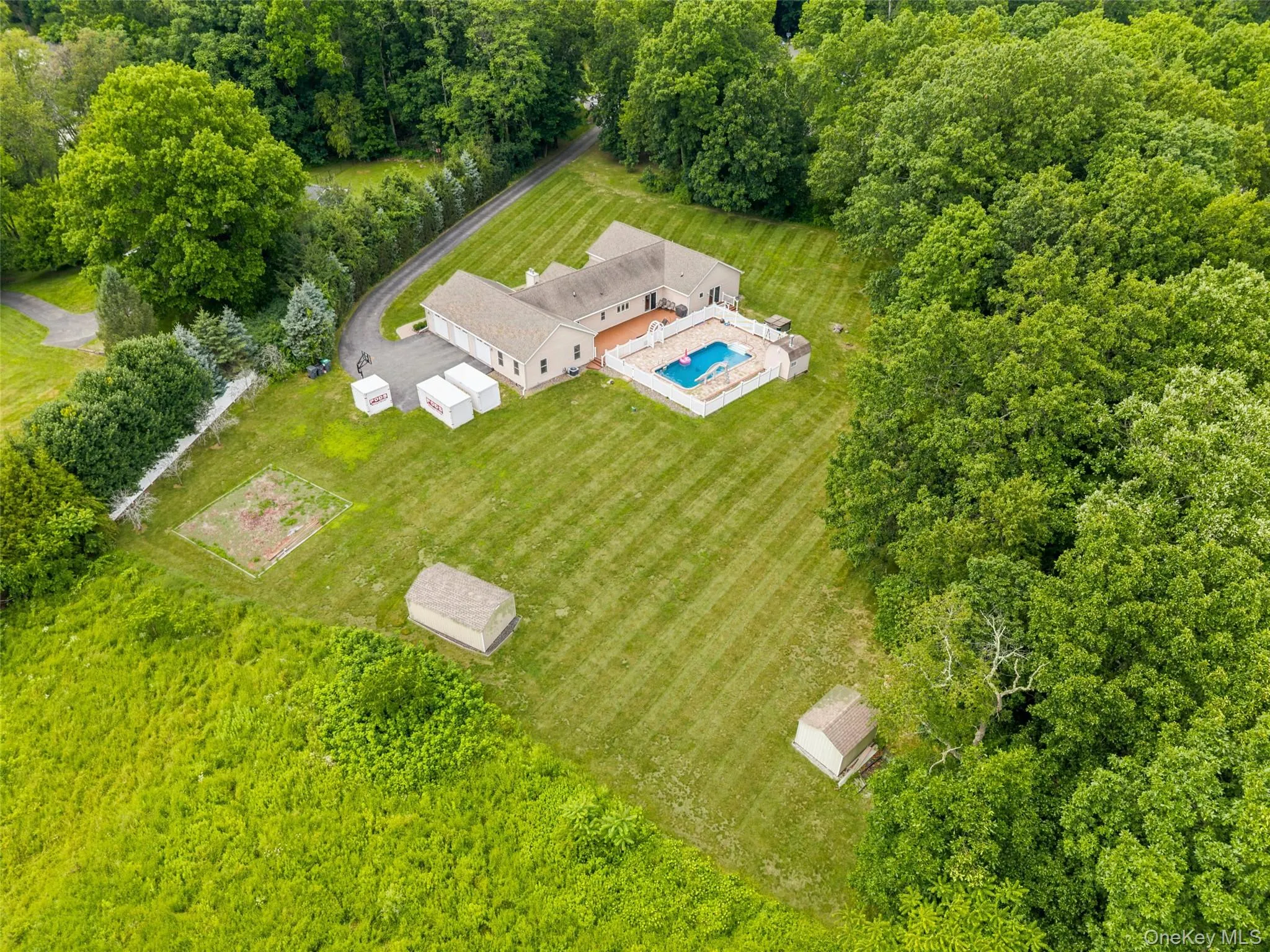 84 Pin Oak Drive, New Windsor, NY, 4 Bedrooms Bedrooms, 11 Rooms Rooms,3 BathroomsBathrooms,Residential,For Rent,Pin Oak,0,1024794 84 Pin Oak Drive, New Windsor, NY, 4 Bedrooms Bedrooms, 11 Rooms Rooms,3 BathroomsBathrooms,Residential,For Rent,Pin Oak,0,1024794
