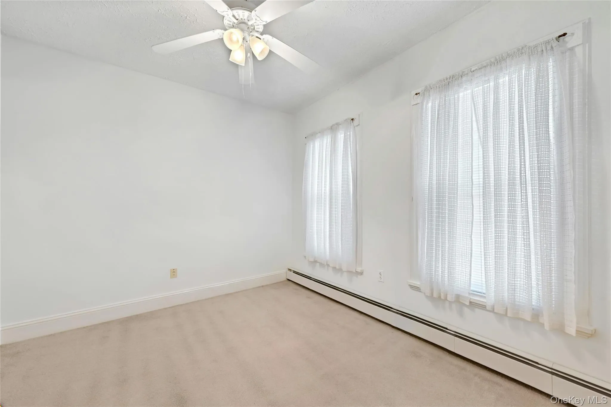 130 Hudson Avenue, Haverstraw, NY, 3 Bedrooms Bedrooms, 7 Rooms Rooms,1 BathroomBathrooms,Residential,For Rent,Hudson,0,1024795 130 Hudson Avenue, Haverstraw, NY, 3 Bedrooms Bedrooms, 7 Rooms Rooms,1 BathroomBathrooms,Residential,For Rent,Hudson,0,1024795