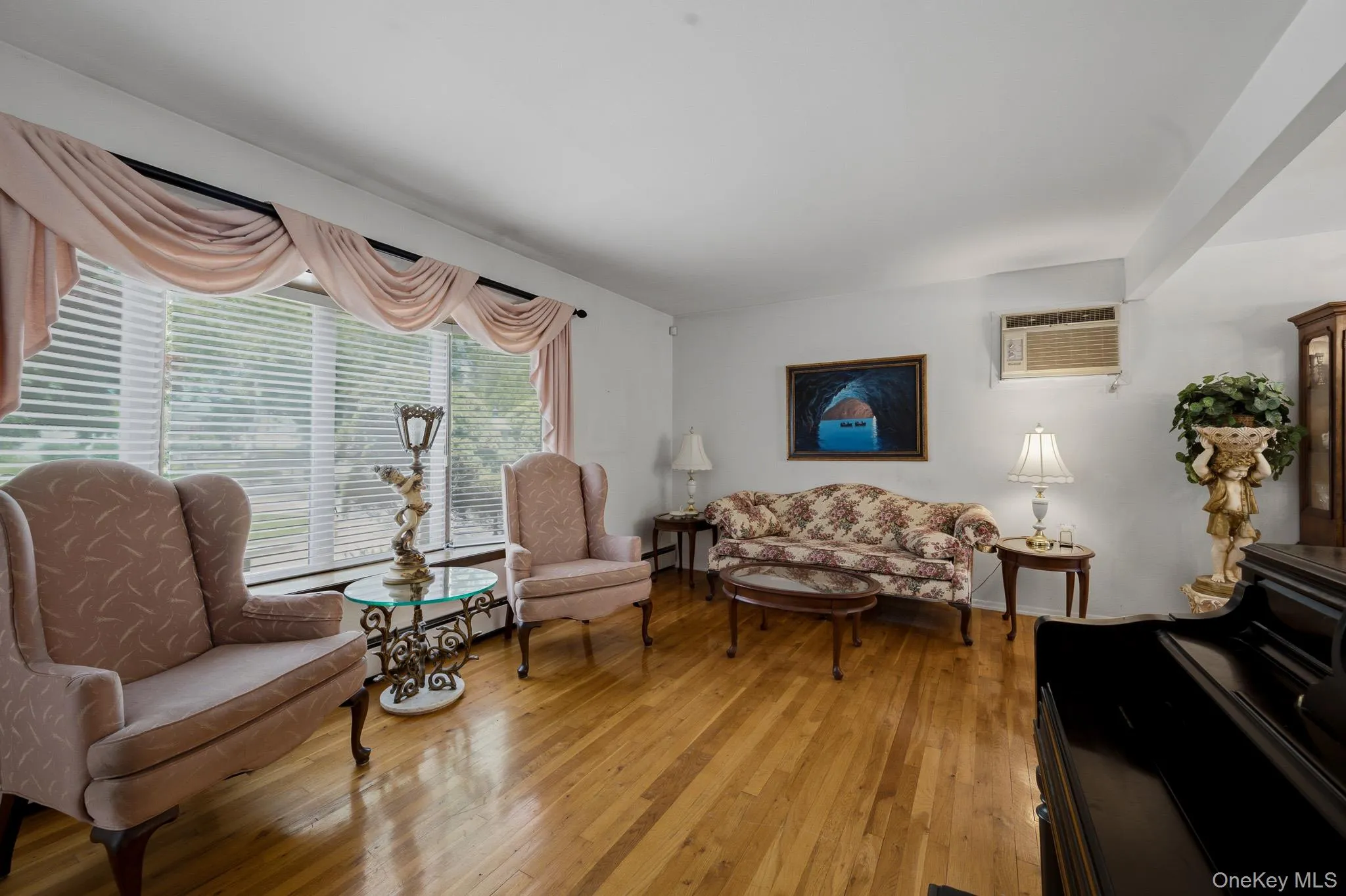 10 Arcadia Drive, Huntington, NY, 4 Bedrooms Bedrooms, 8 Rooms Rooms,2 BathroomsBathrooms,Residential,For Rent,Arcadia,0,1024796 10 Arcadia Drive, Huntington, NY, 4 Bedrooms Bedrooms, 8 Rooms Rooms,2 BathroomsBathrooms,Residential,For Rent,Arcadia,0,1024796