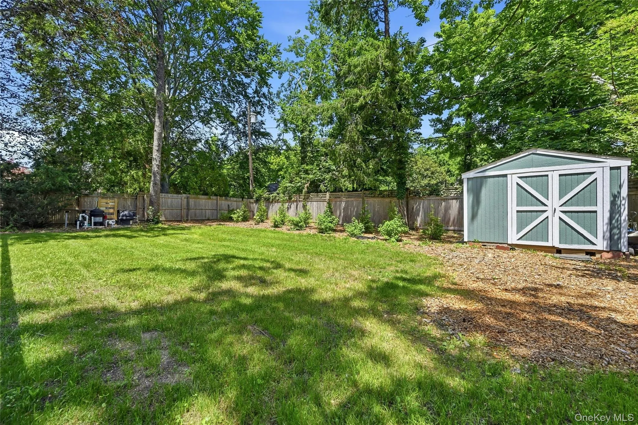 425 Maple Lane, Southold, NY, 4 Bedrooms Bedrooms, 8 Rooms Rooms,3 BathroomsBathrooms,Residential,For Rent,Maple,0,1024798 425 Maple Lane, Southold, NY, 4 Bedrooms Bedrooms, 8 Rooms Rooms,3 BathroomsBathrooms,Residential,For Rent,Maple,0,1024798